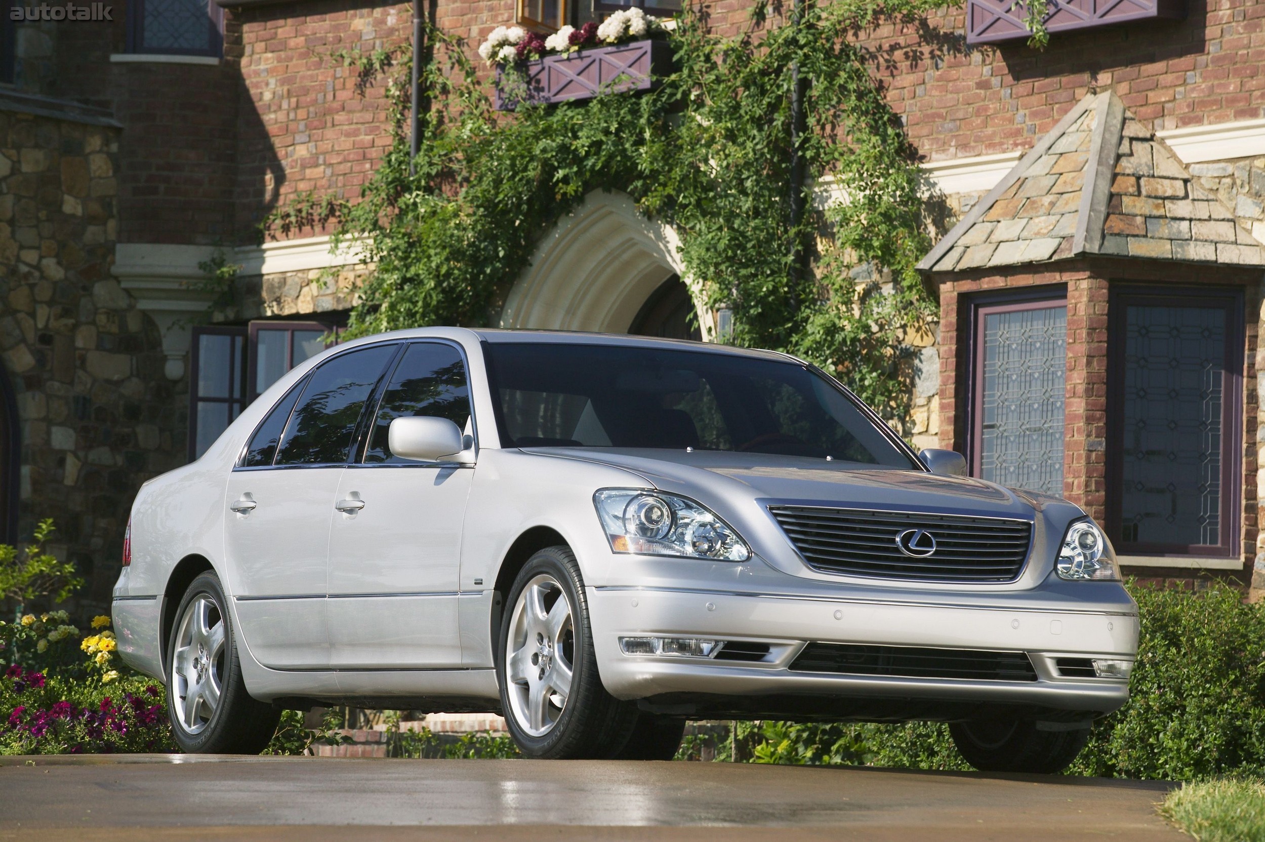 2004 - 2006 Lexus LS 430