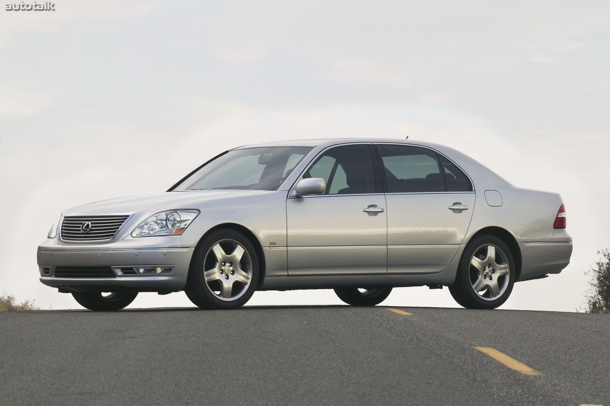2004 - 2006 Lexus LS 430