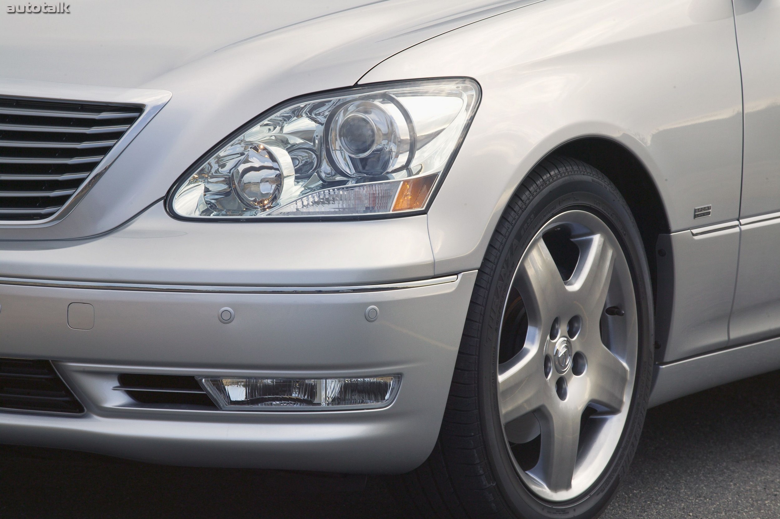 2004 - 2006 Lexus LS 430