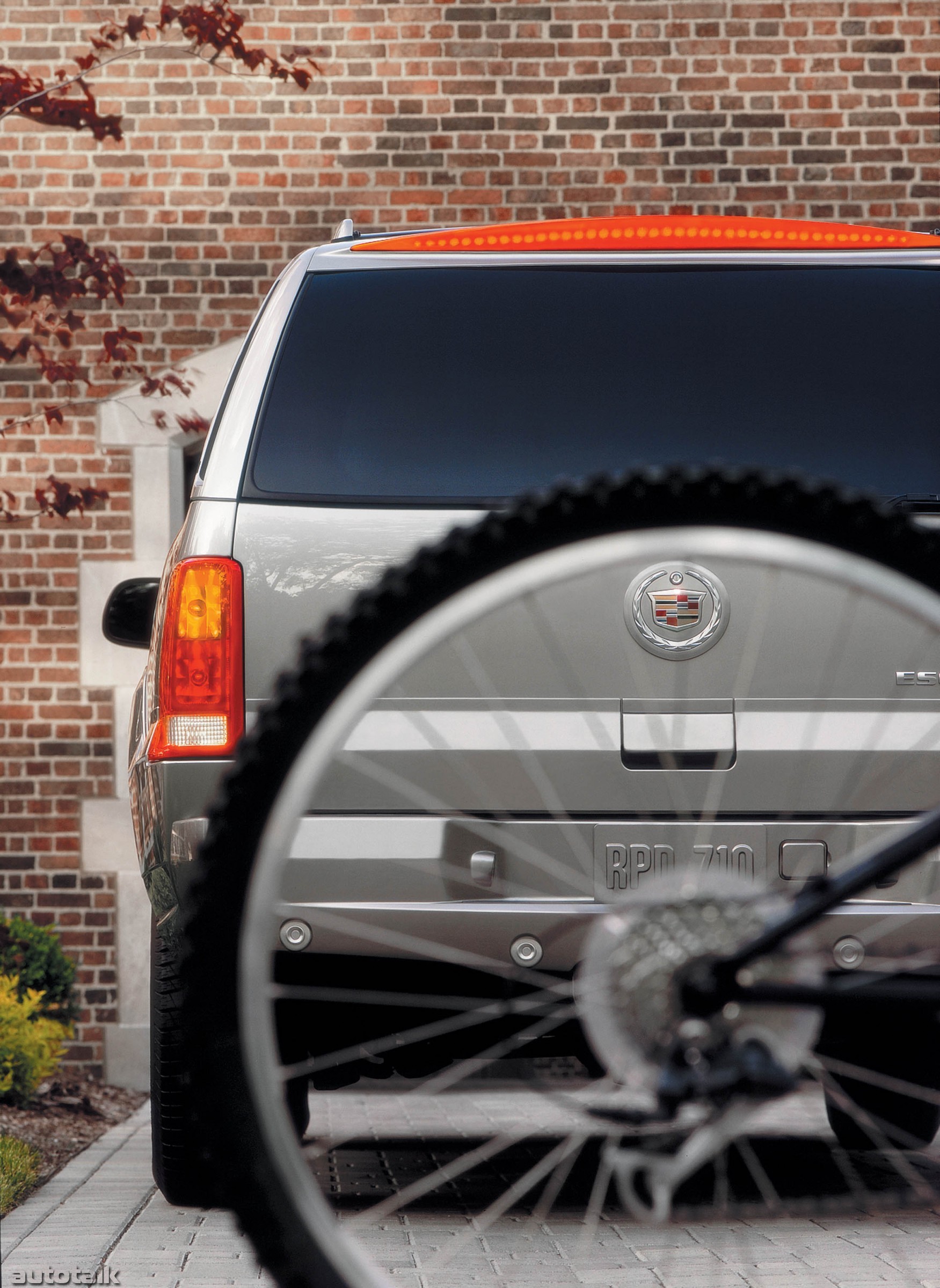 2004 Cadillac Escalade