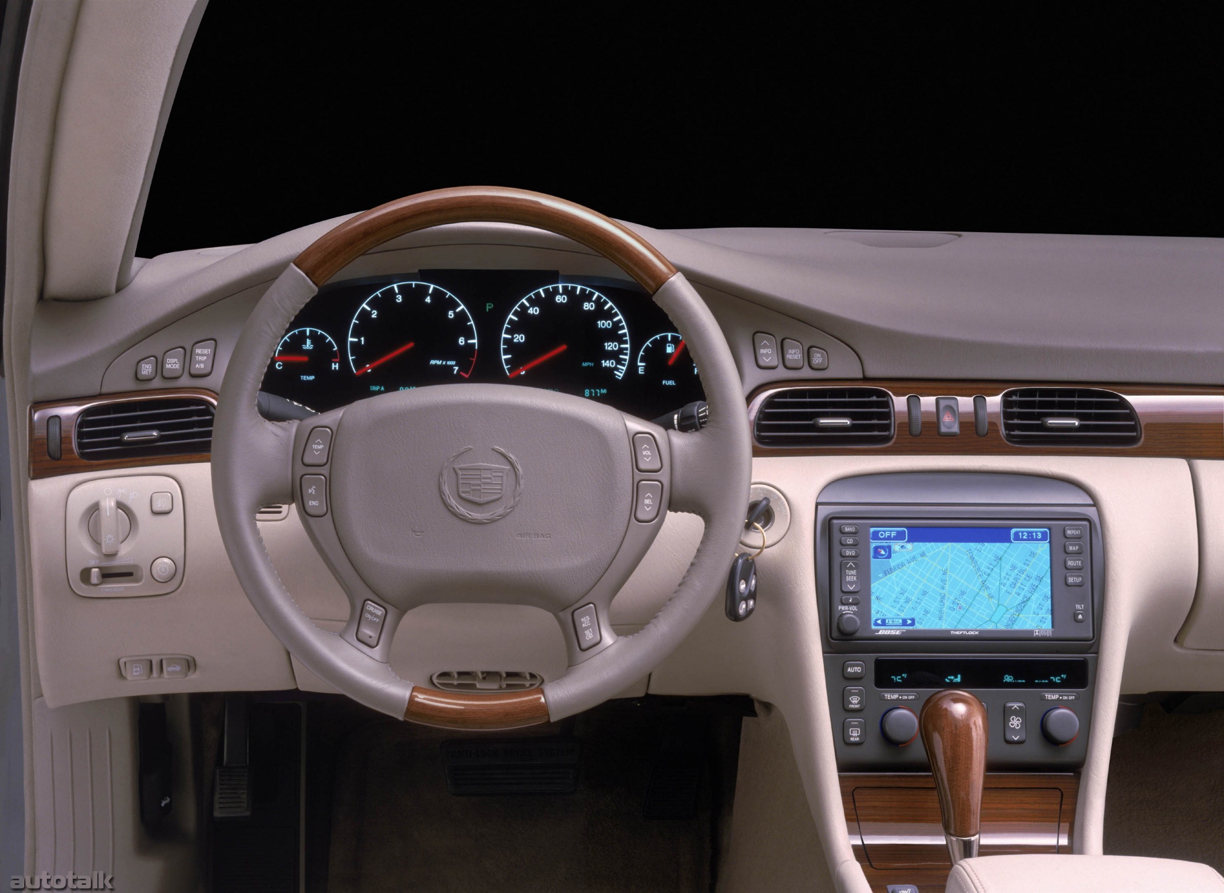 2004 Cadillac Seville SLS