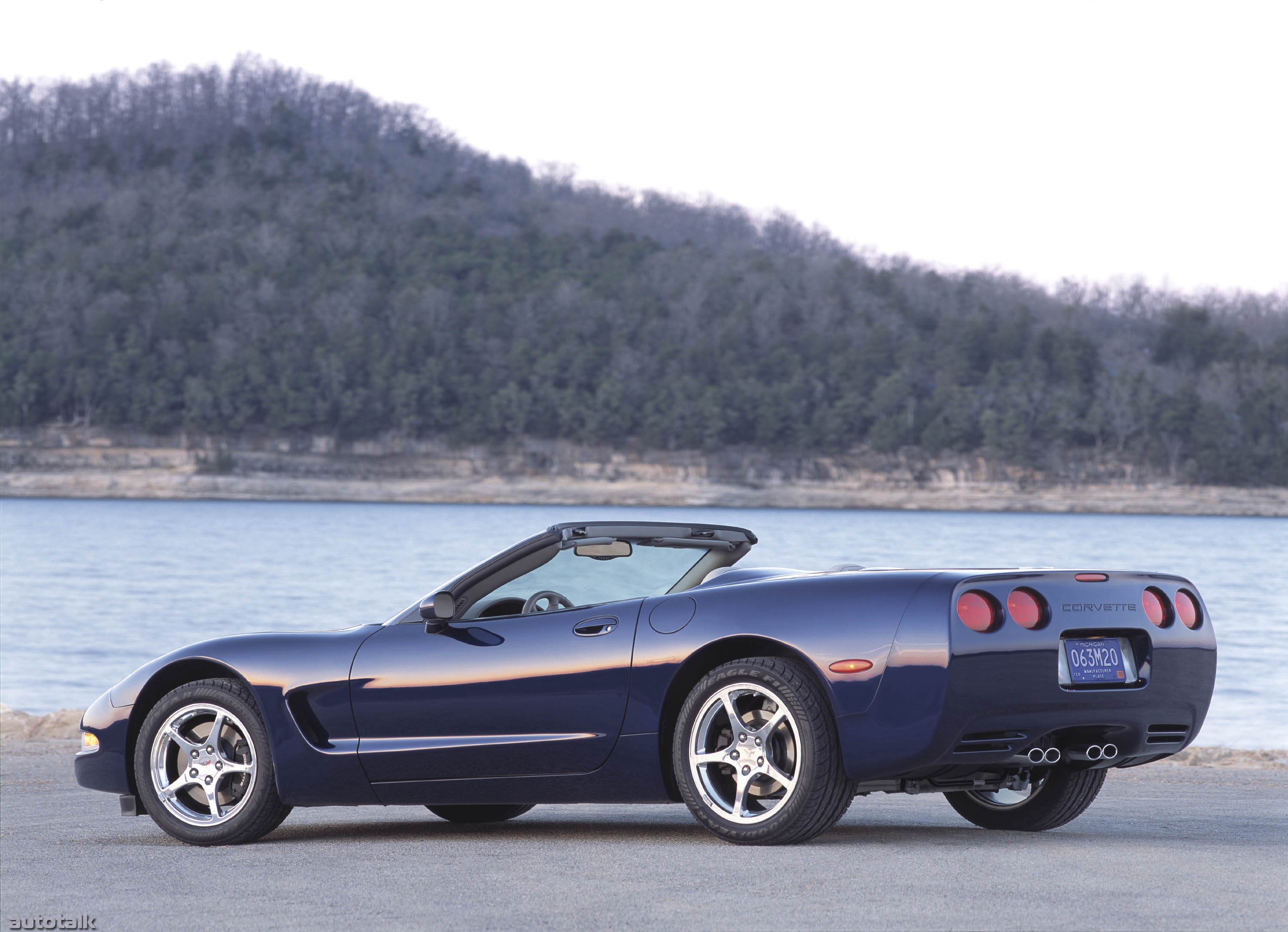 2004 Chevrolet Corvette
