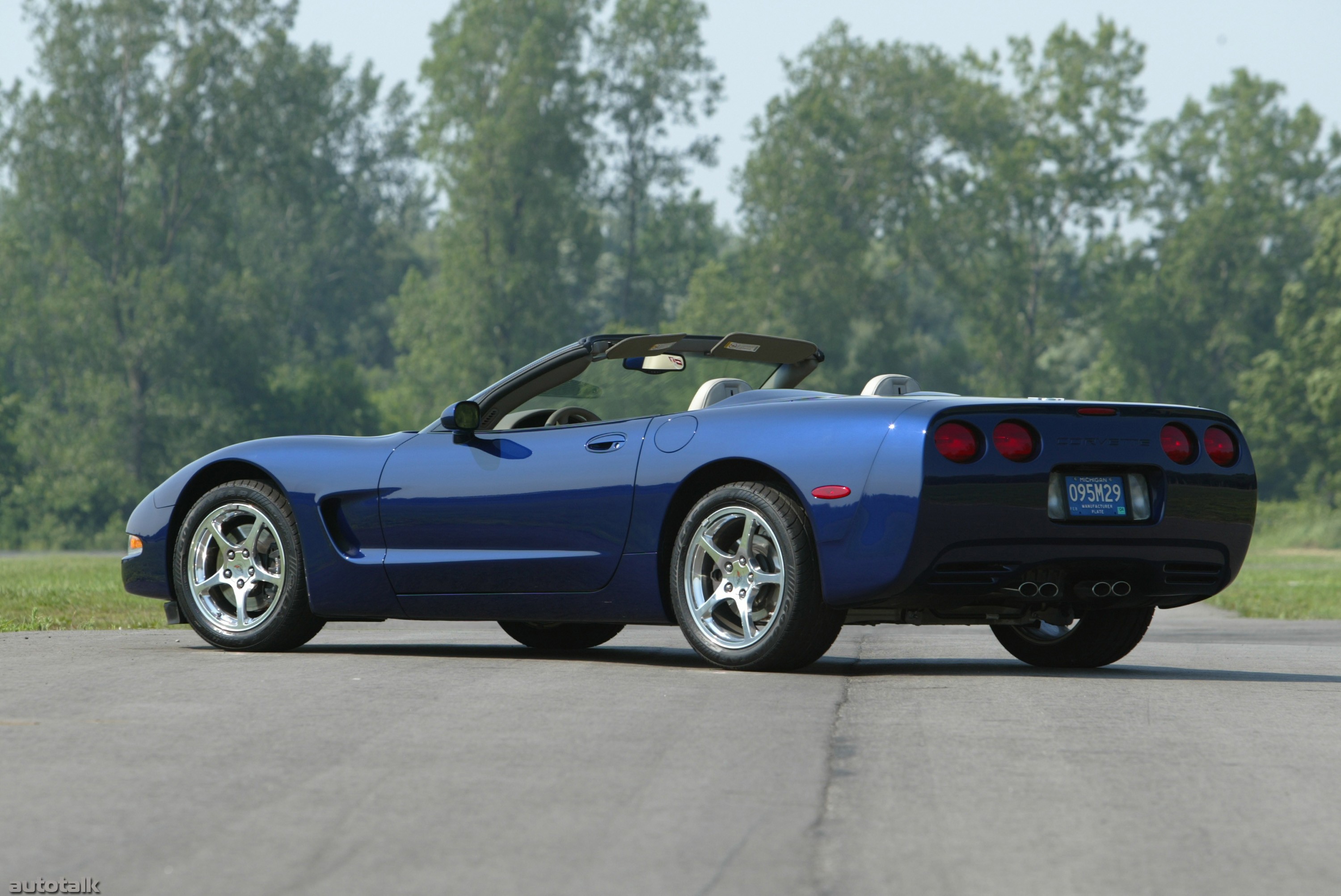 2004 Chevrolet Corvette