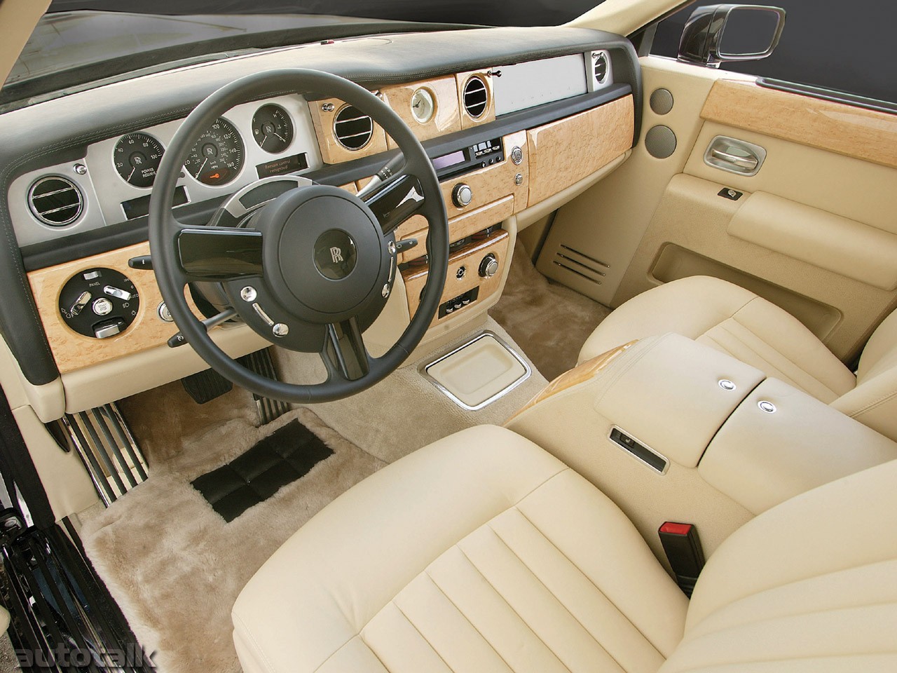 2004 Rolls-Royce Phantom