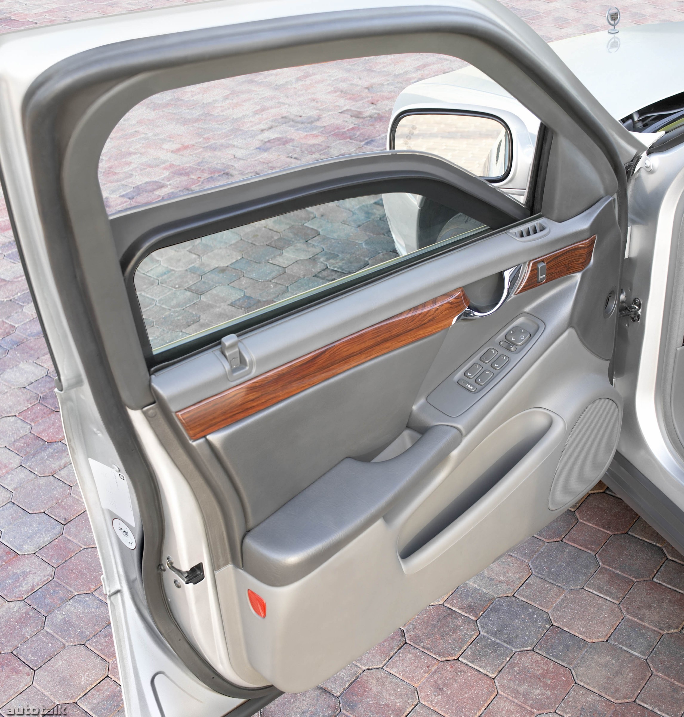 2005 Cadillac DeVille