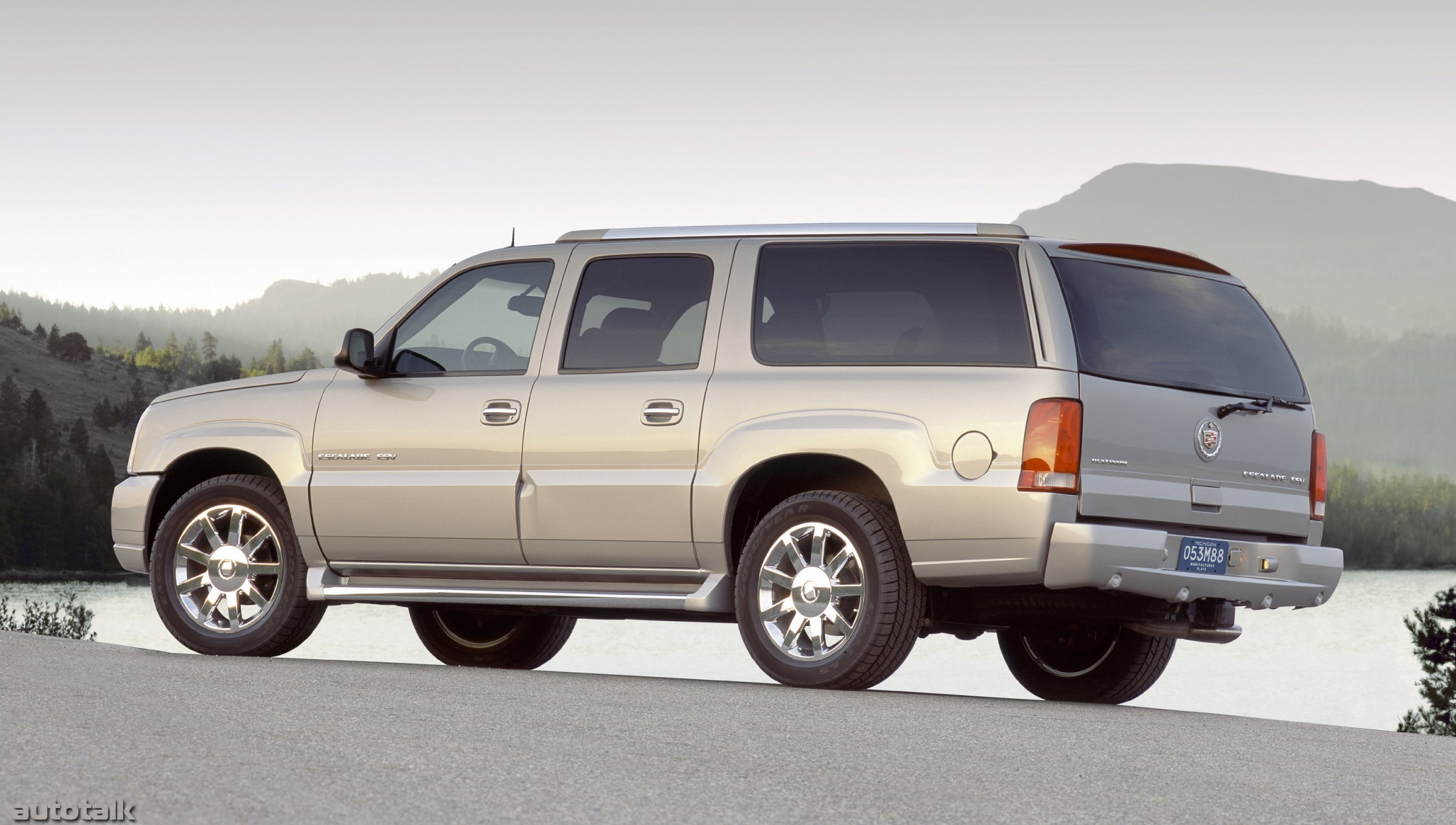 2005 Cadillac Escalade ESV Platinum