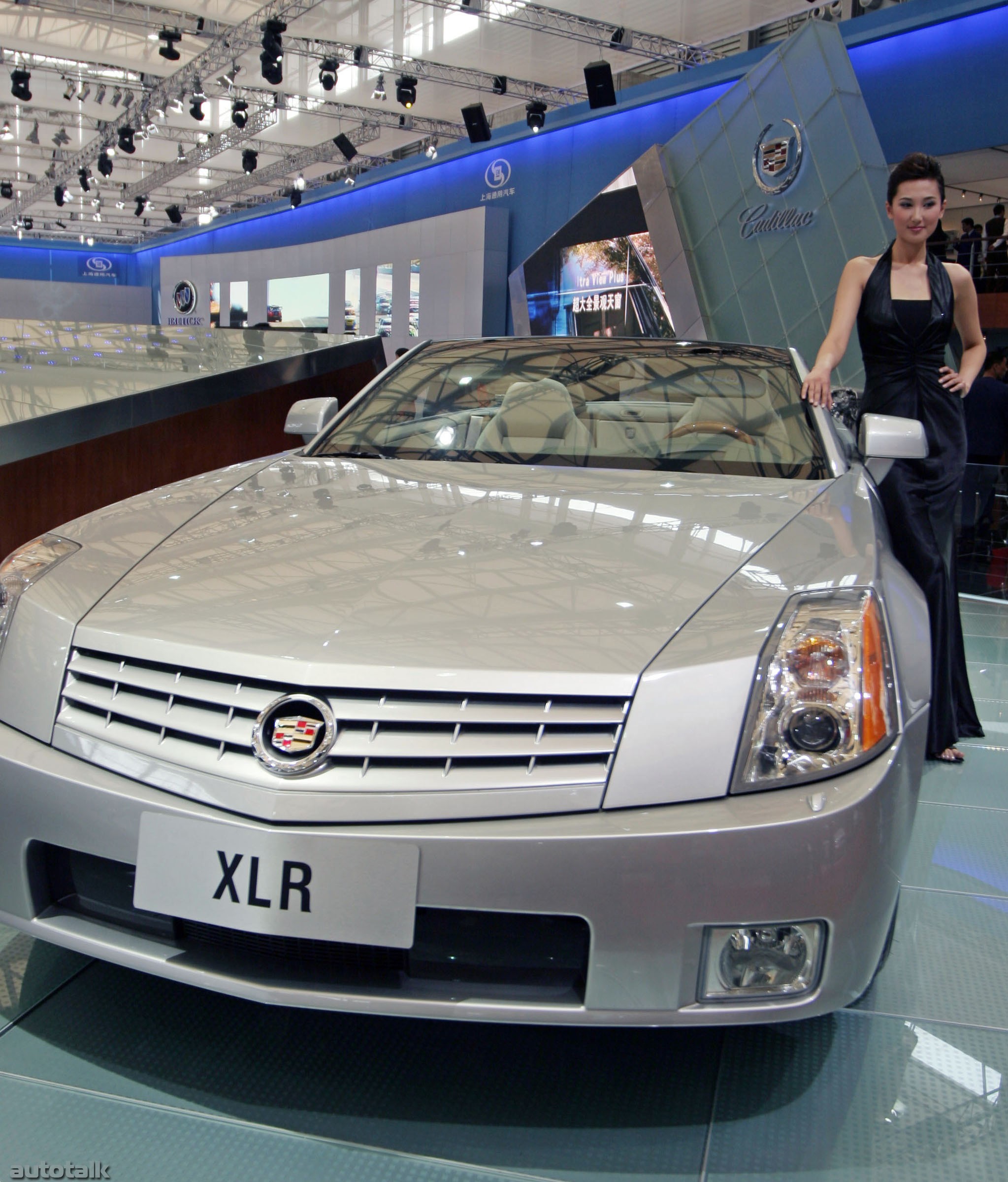 2005 Cadillac XLR