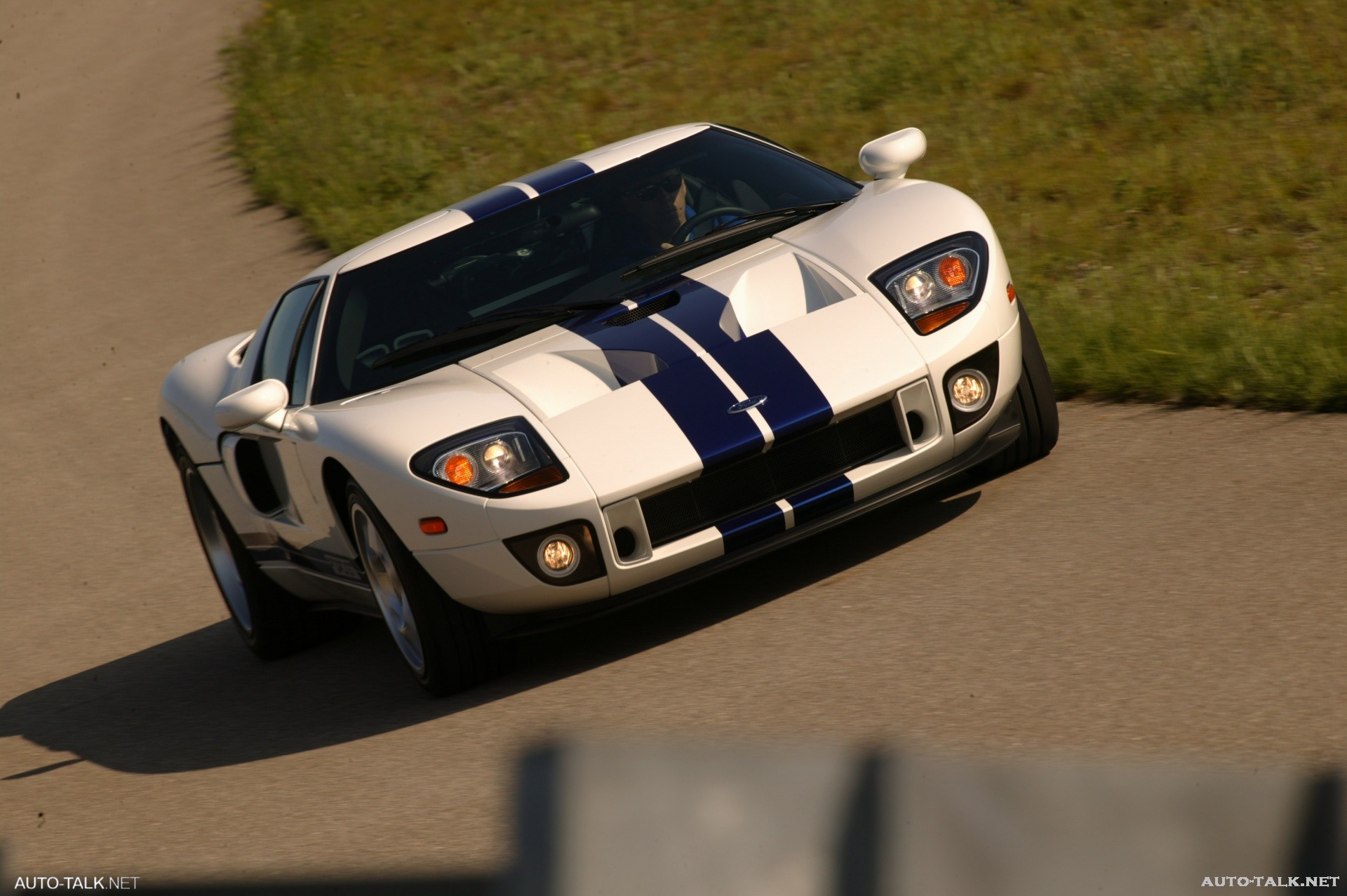 2005 Ford GT