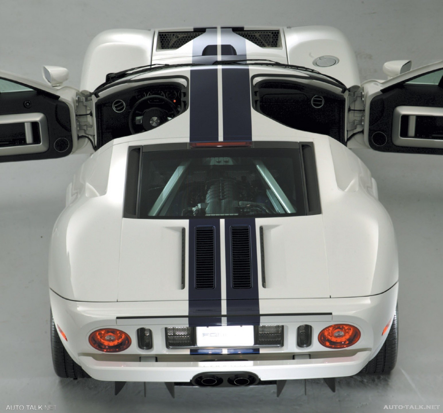 2005 Ford GT