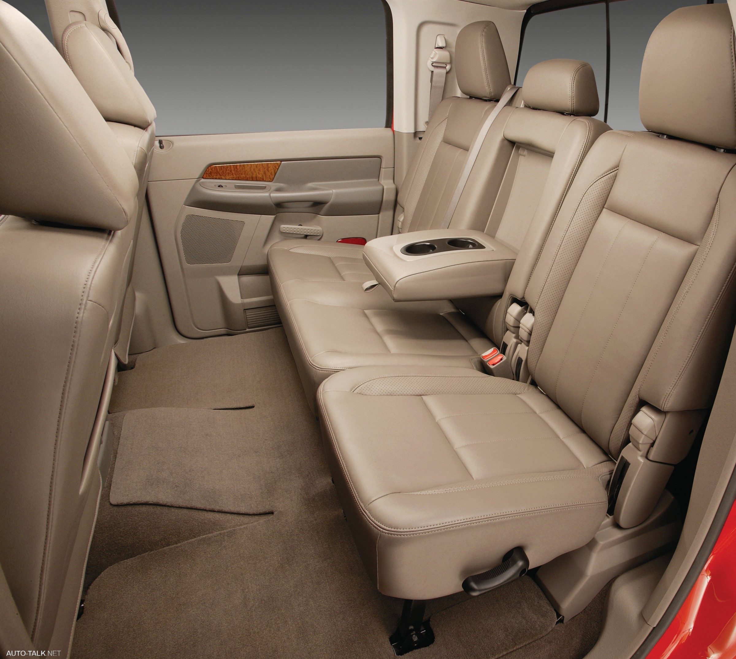 2006 Dodge Ram Mega Cab