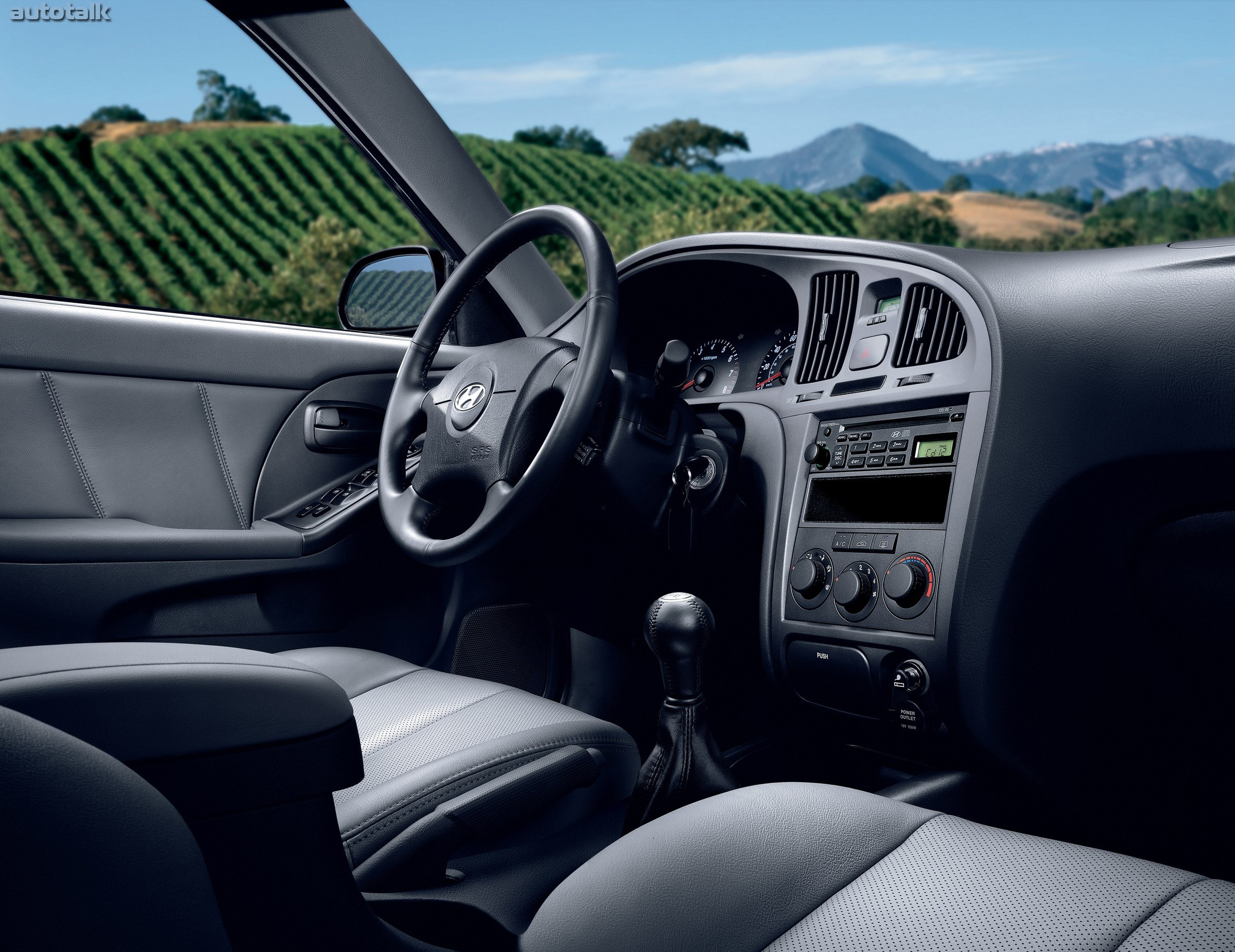 2006 Hyundai Elantra steering