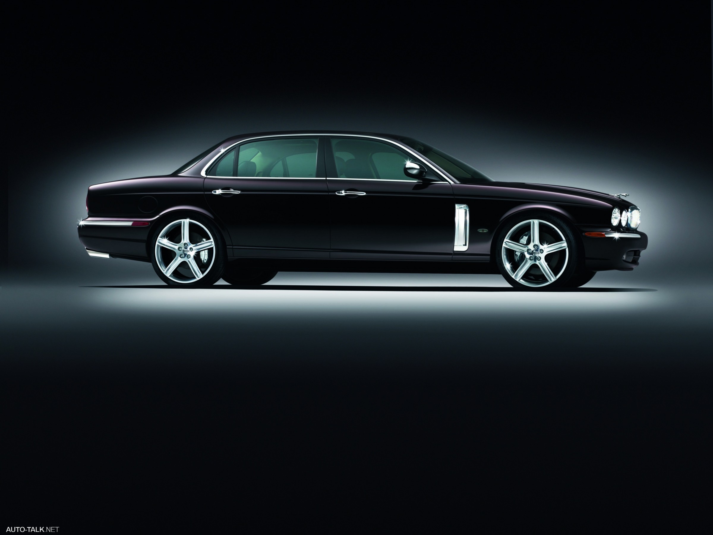 2006 Jaguar XJ Super V8 Portfolio