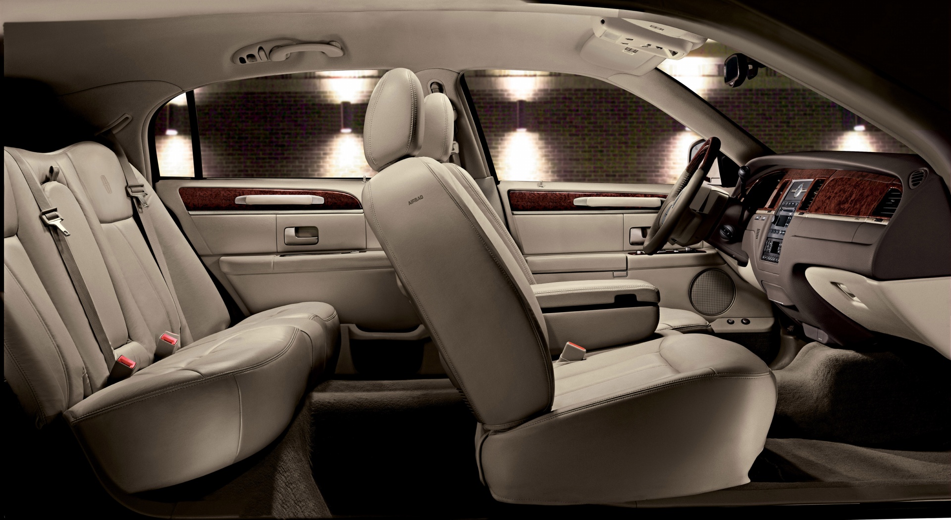 2006 Lincoln Town Car