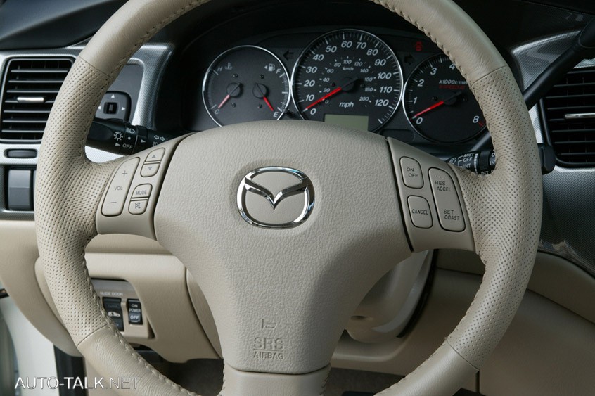 2006 Mazda MPV