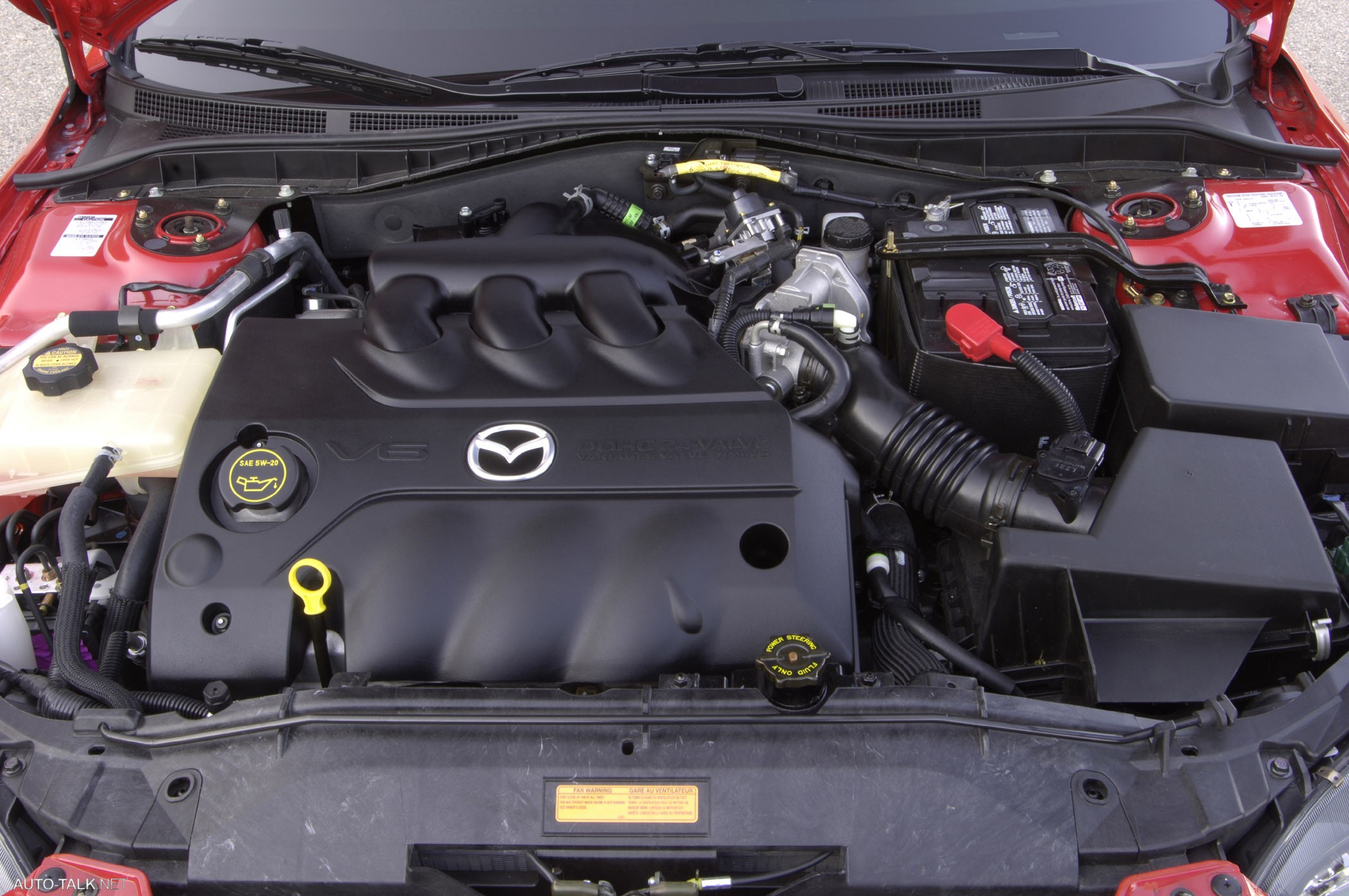 Mazda v6. Мазда 3 2005 мотор. Мазда 6 2006 мотор. Mazda 6 2008 2.5 мотор. Мазда 6 gg 3.0 v6.