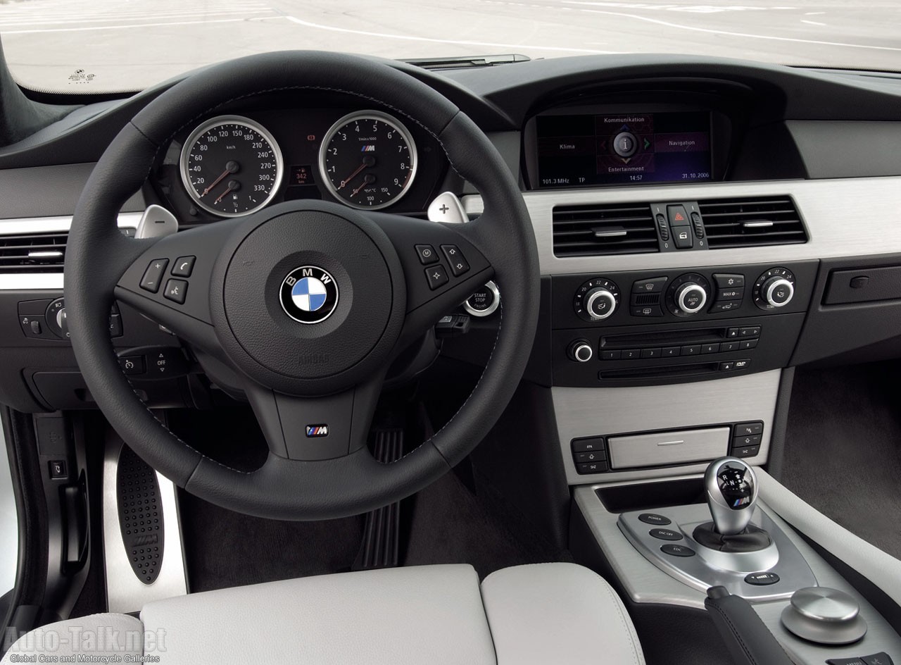 2007 BMW M5 Touring