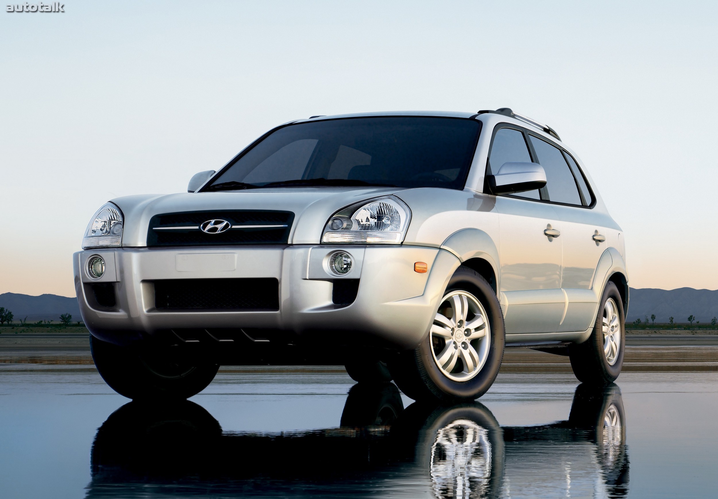 Туксон первое поколение. Hyundai Tucson 2004. Хендай Туссан 2008. Хундай Туксон 2004 2008. Хендай Туссан 2004.