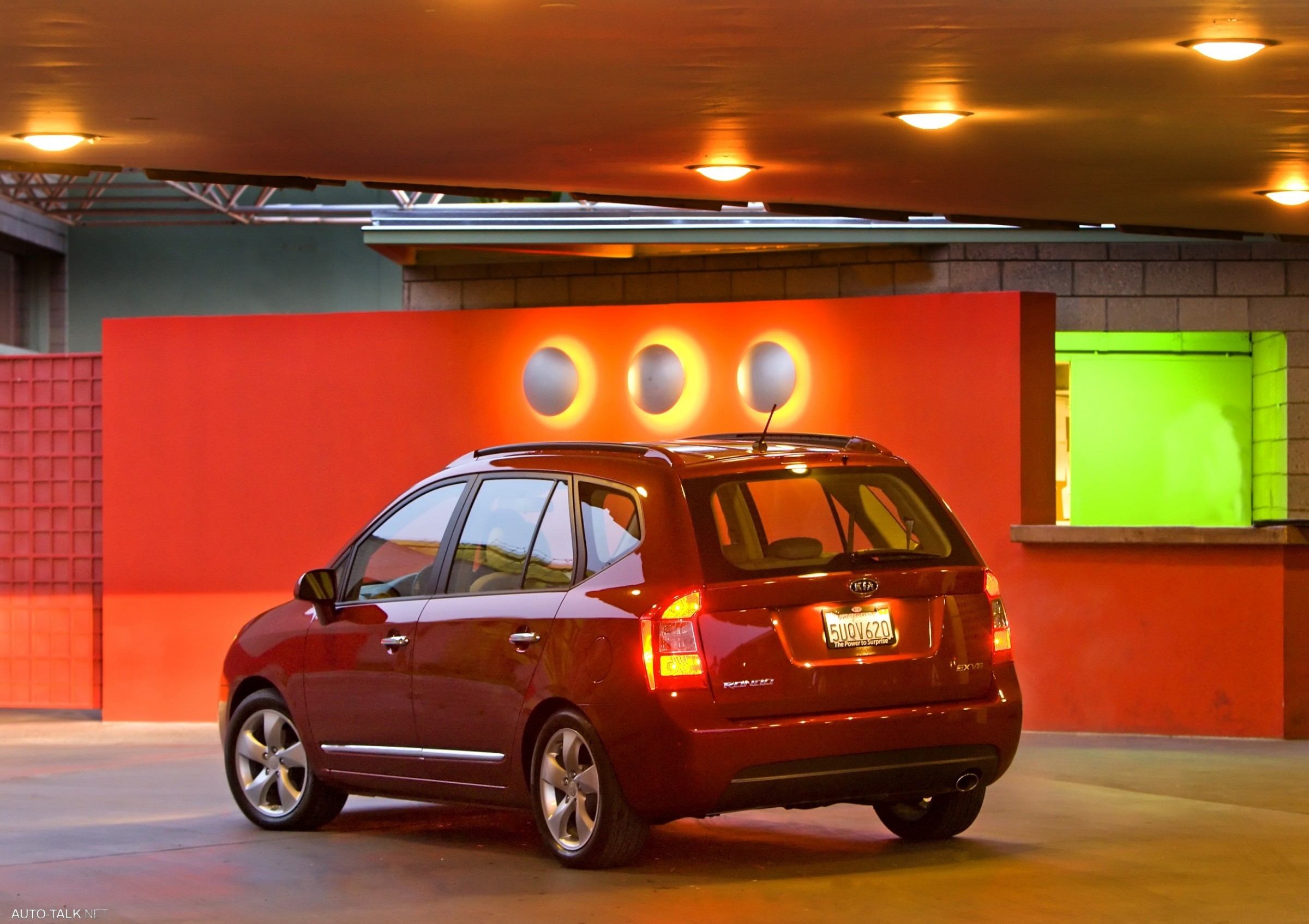 2007 Kia Rondo