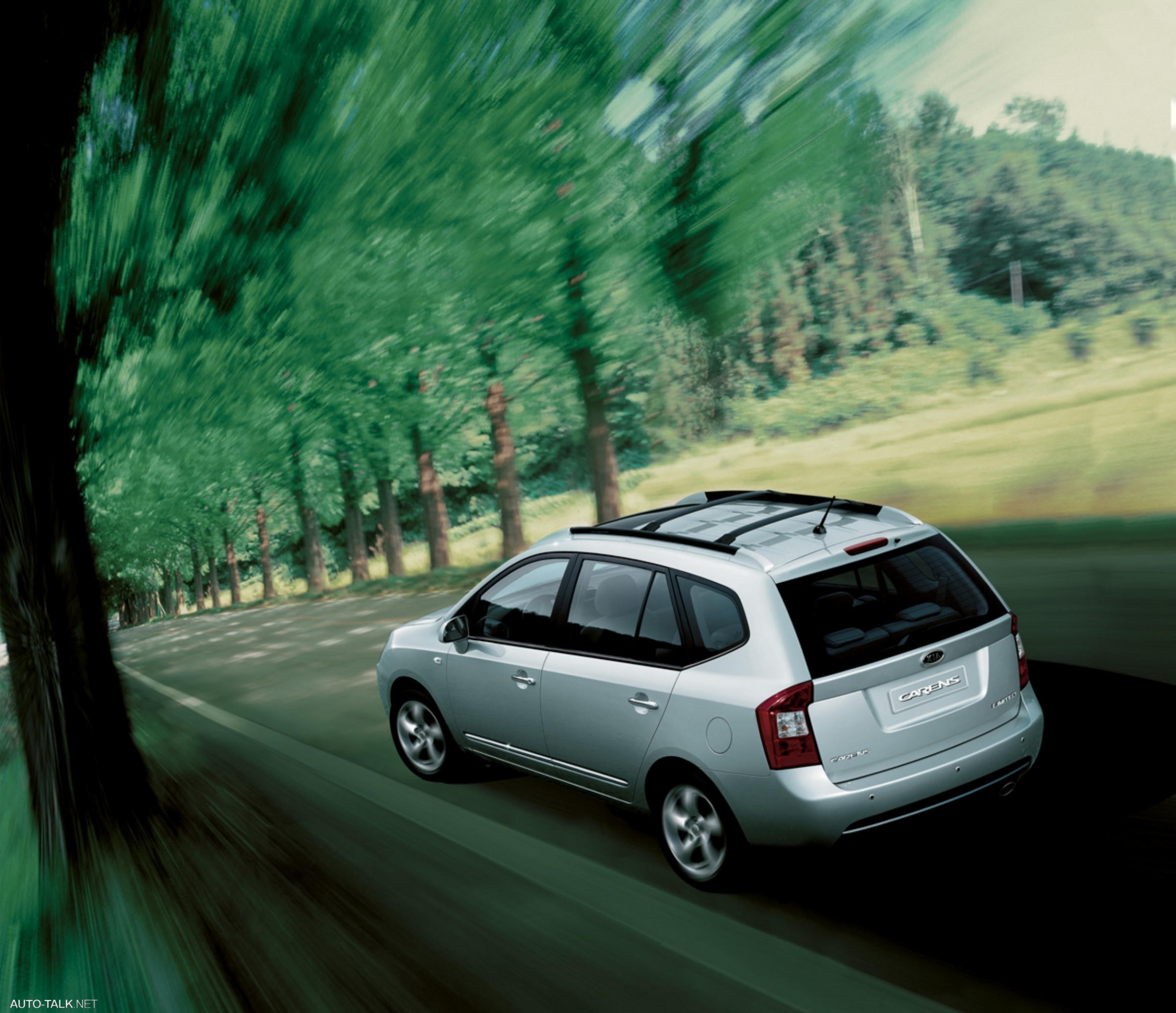 2007 Kia Rondo