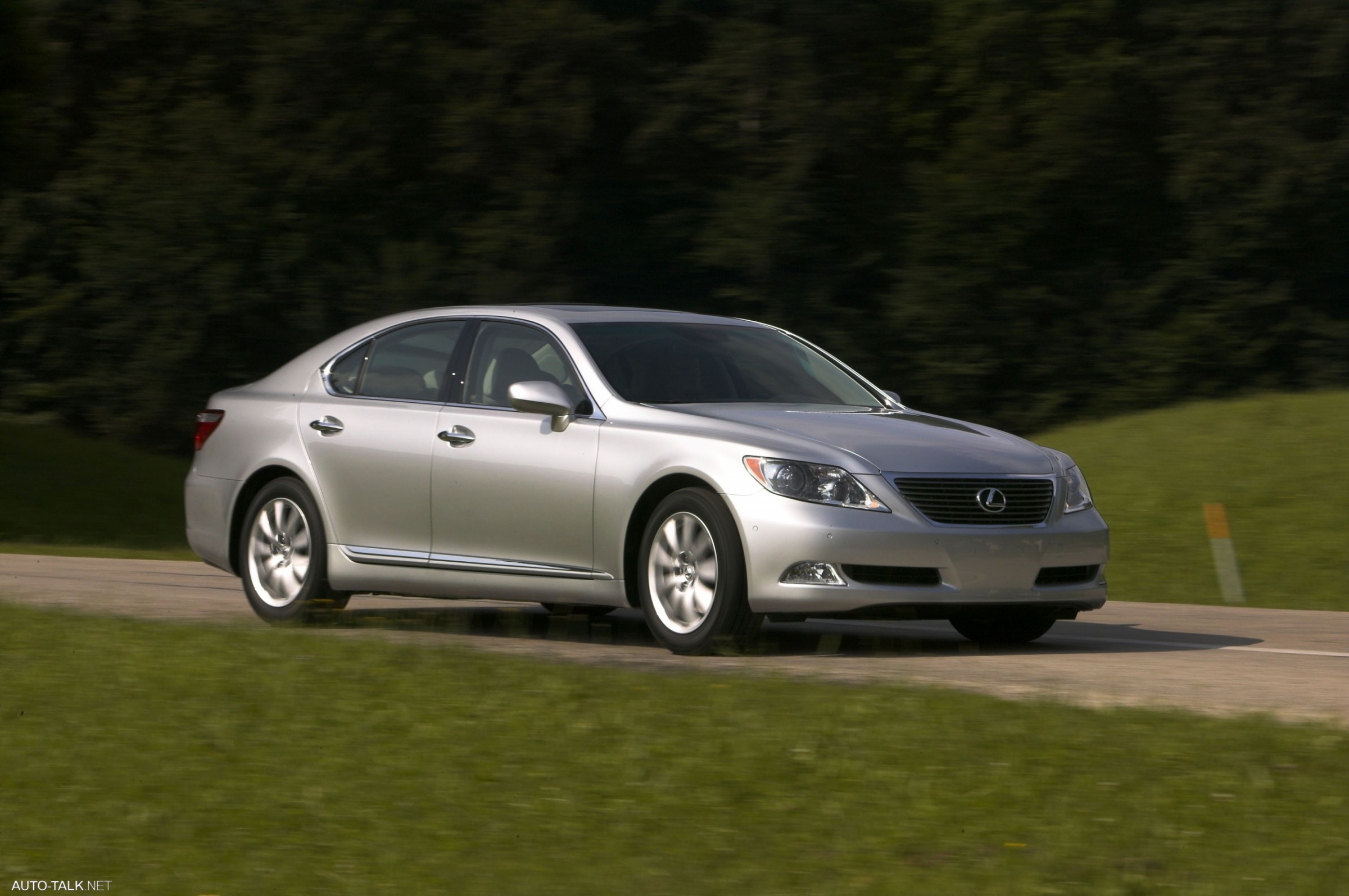 2007 Lexus LS460