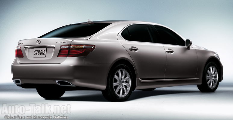 2007 Lexus LS460