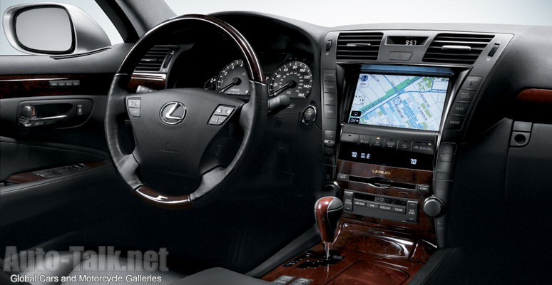 2007 Lexus LS460
