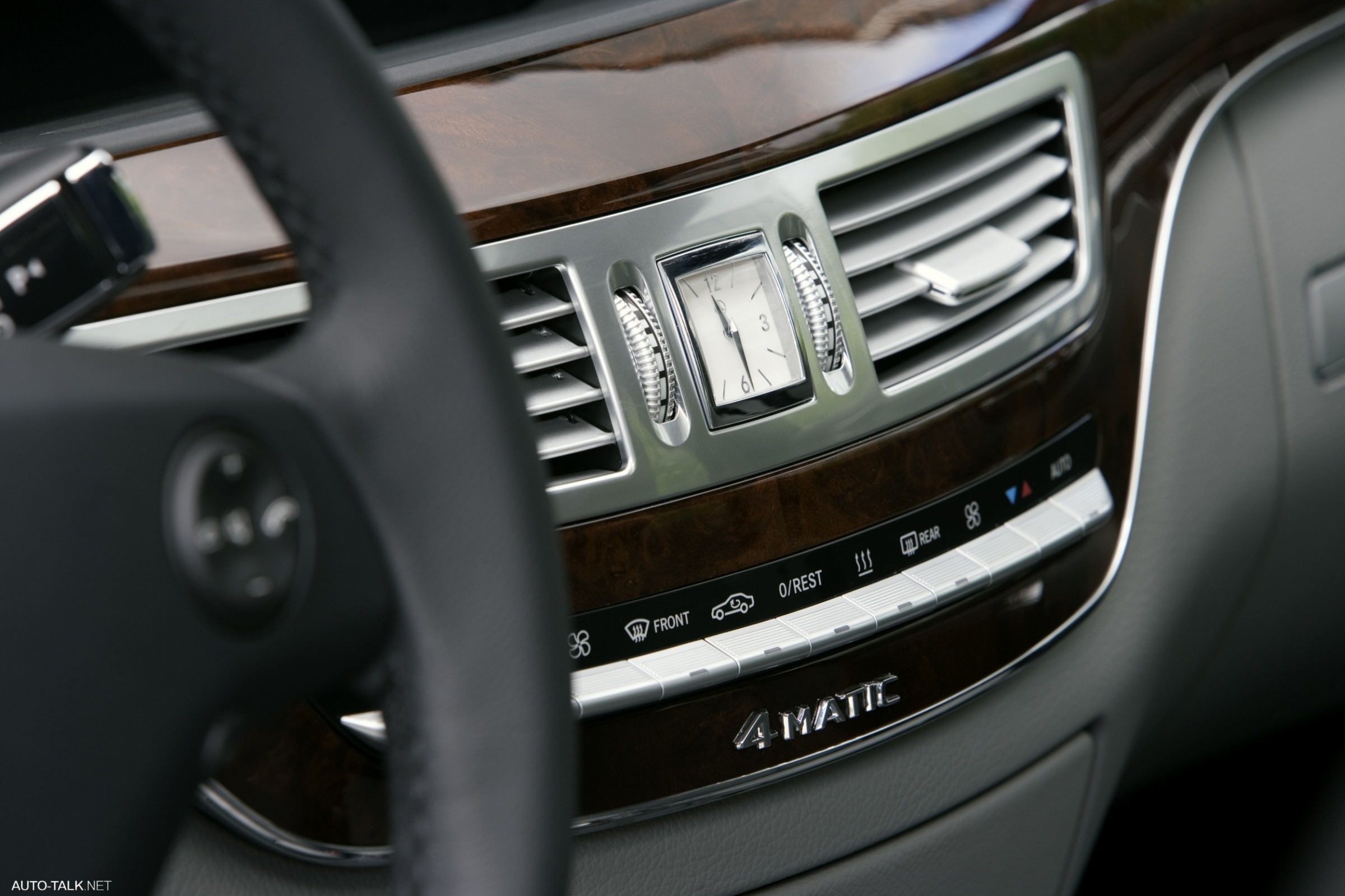 2007 Mercedes-Benz S-Class