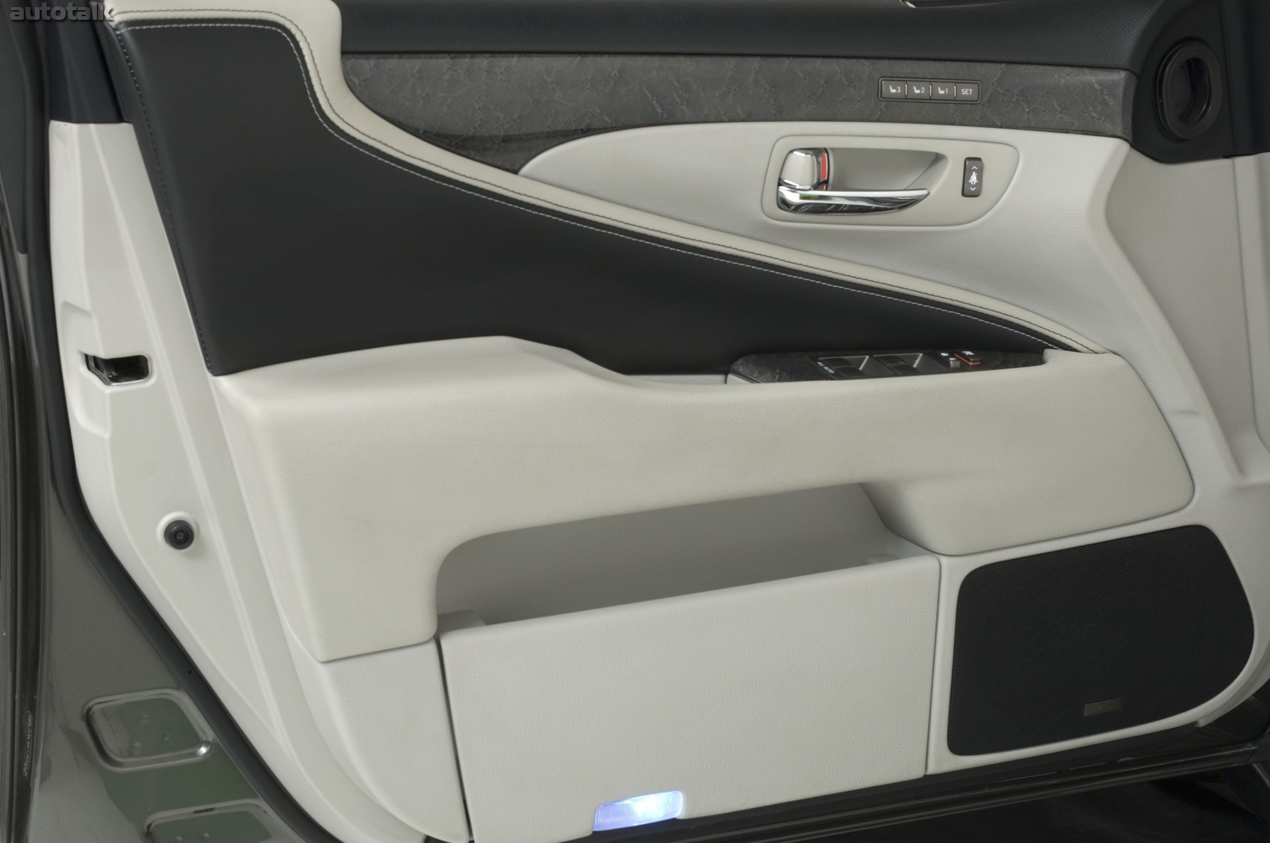 2007 SEMA Lexus LS 460