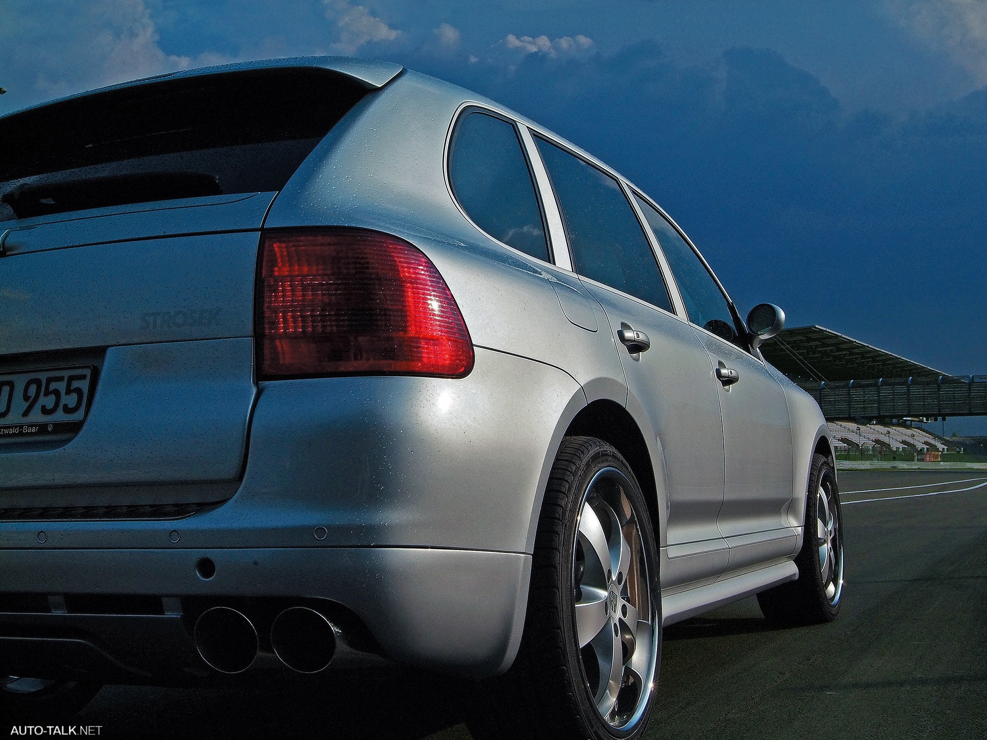 2007 Strosek Porsche Cayenne