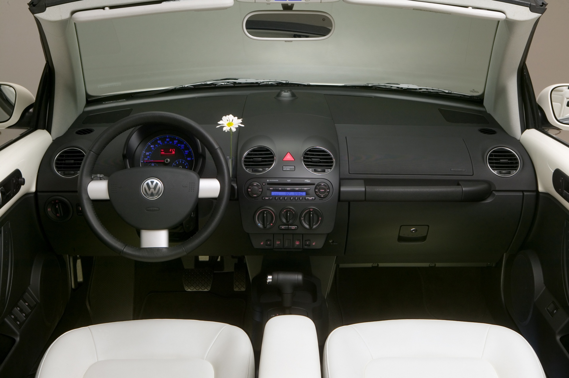 2007 Volkswagen New Beetle convertible