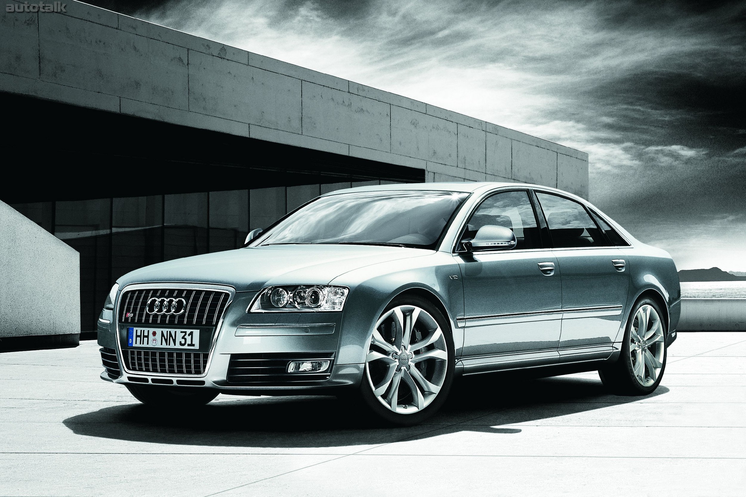 2008 Audi S8