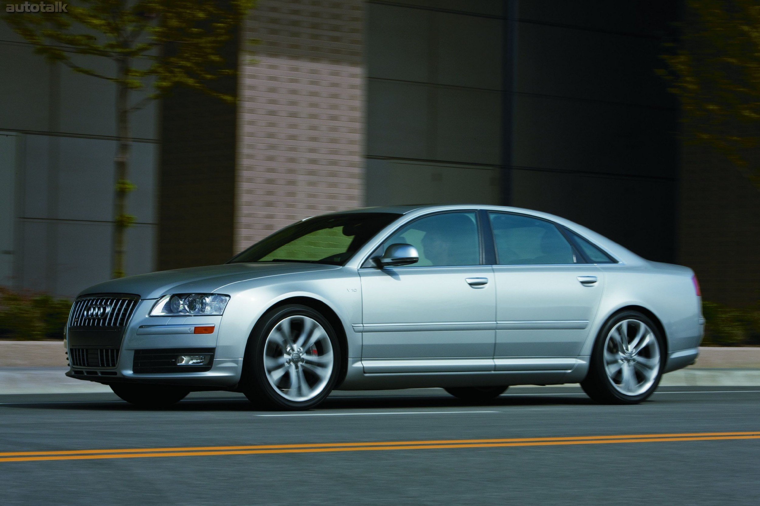 2008 Audi S8