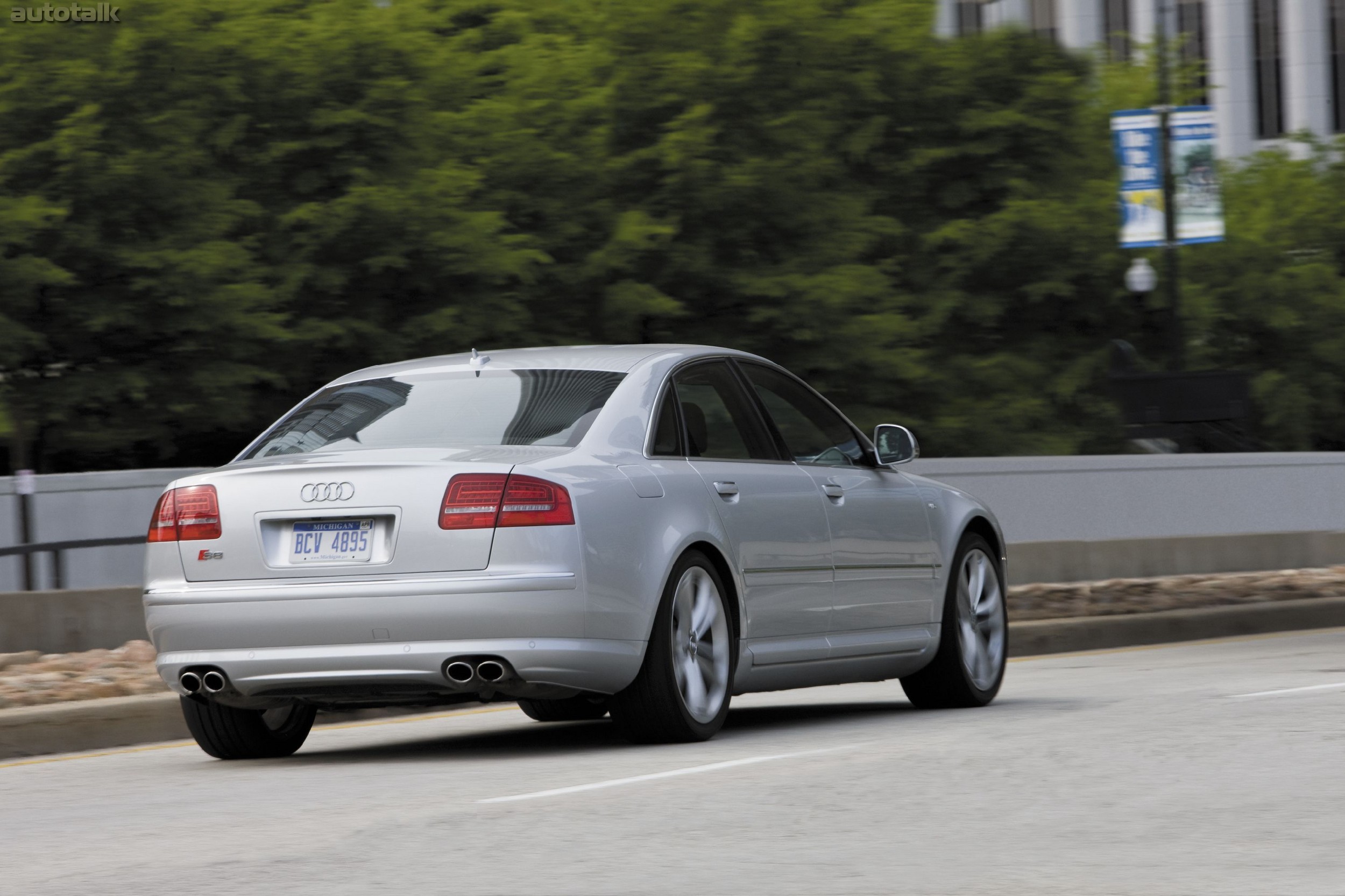 2008 Audi S8