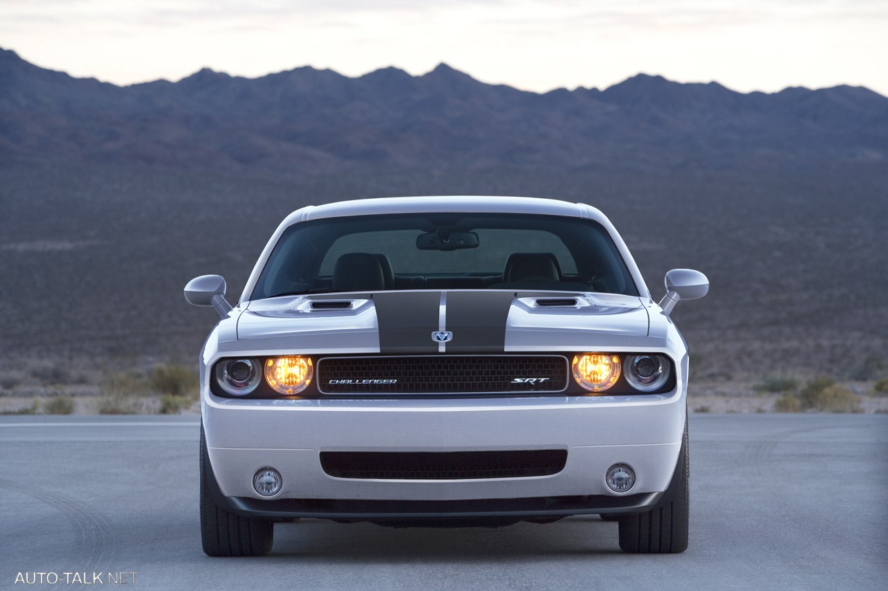 2008 Dodge Challenger SRT8