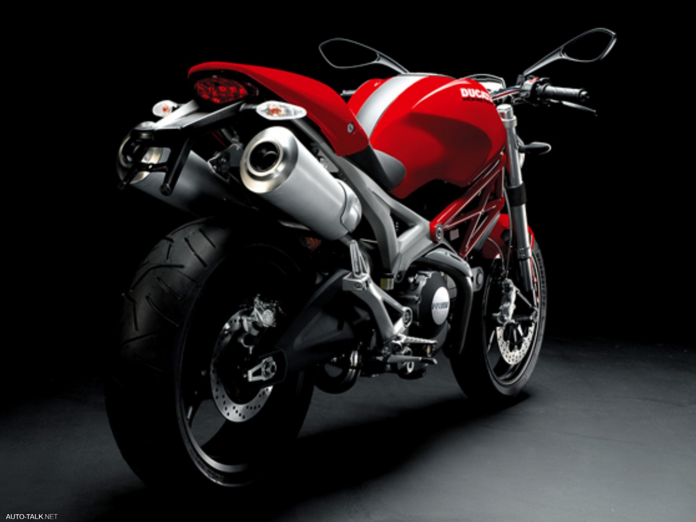 2008 Ducati Monster 696