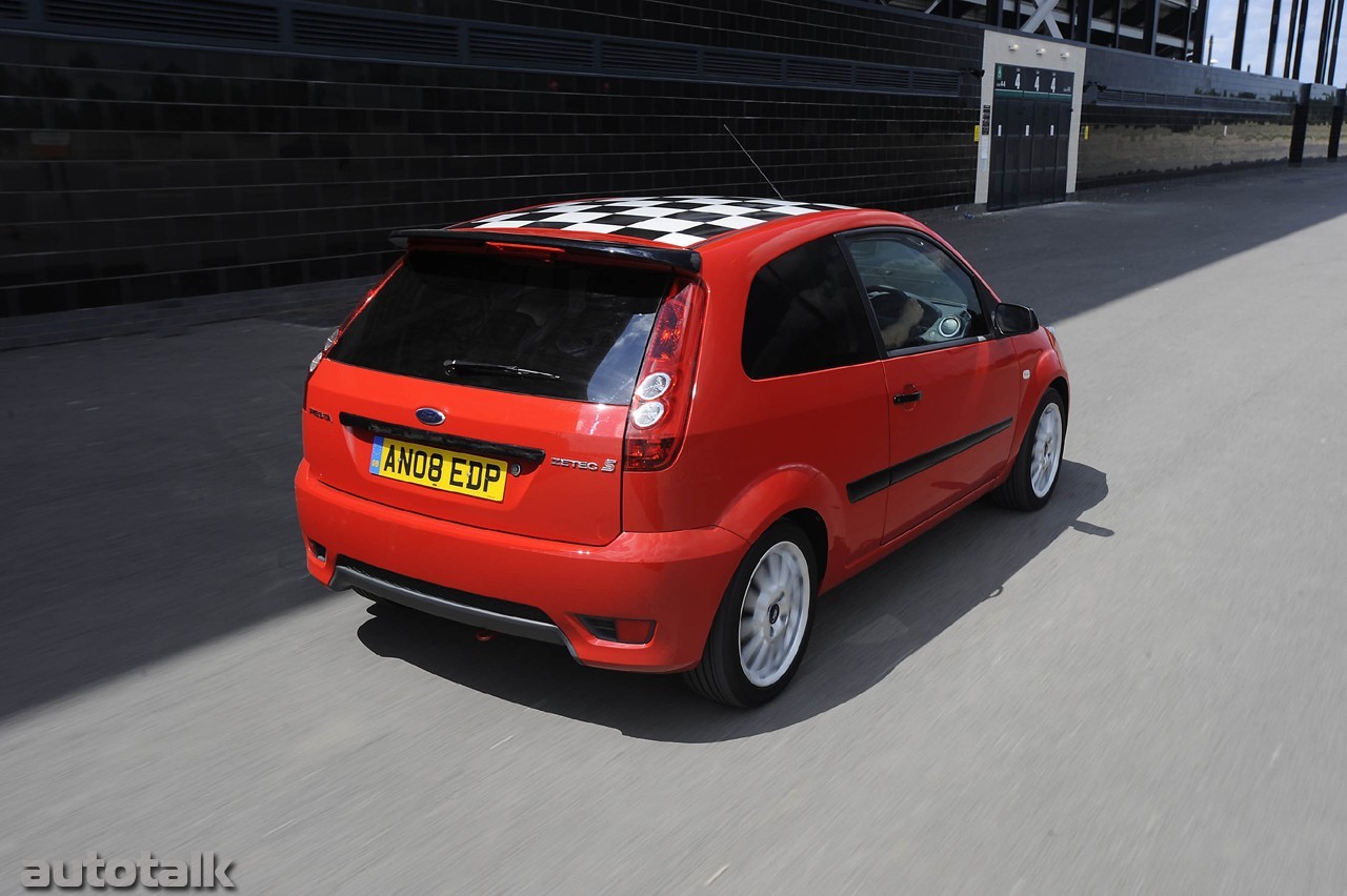 2008 Ford Fiesta Zetec S Red edition
