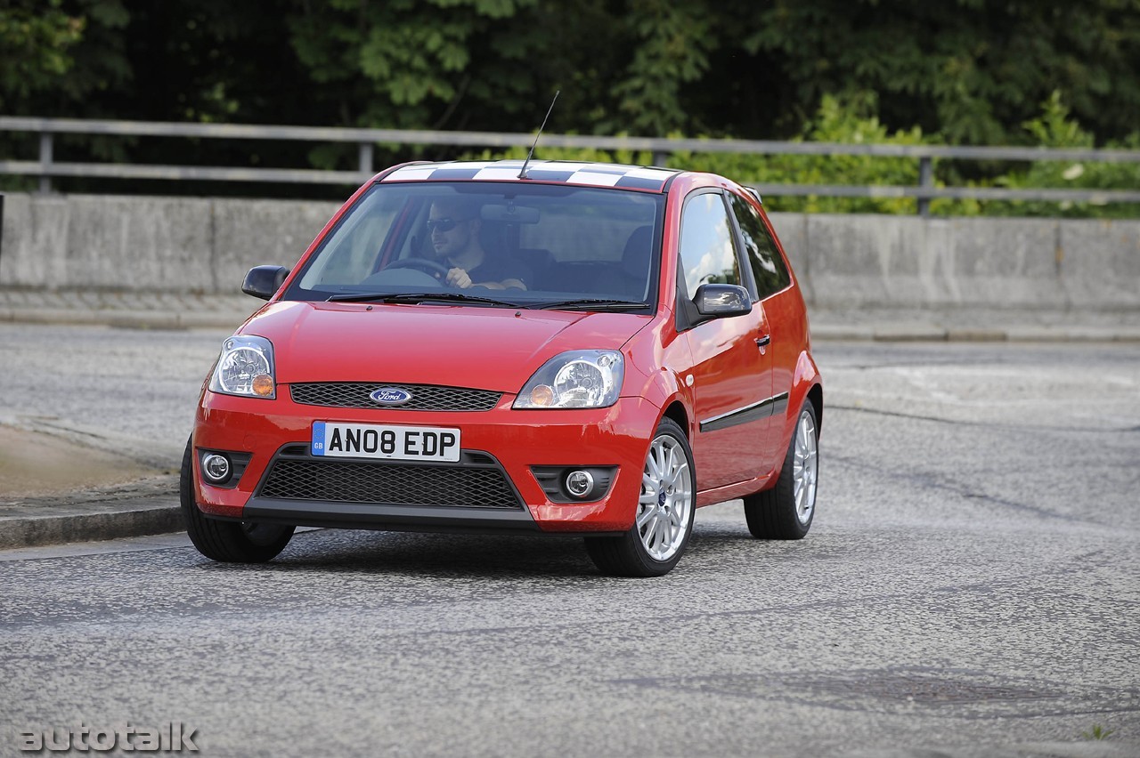 2008 Ford Fiesta Zetec S Red edition