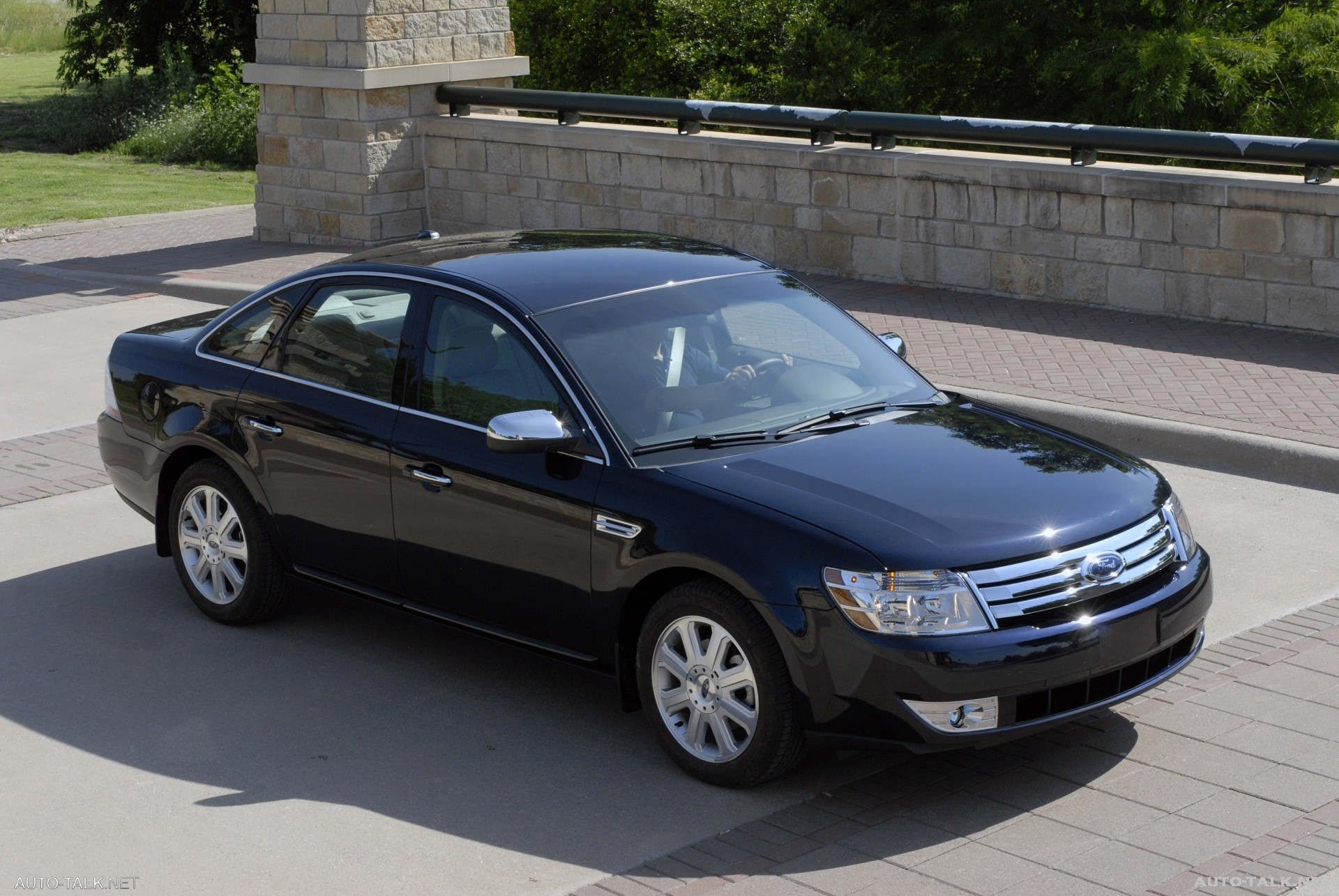2008 Ford Taurus