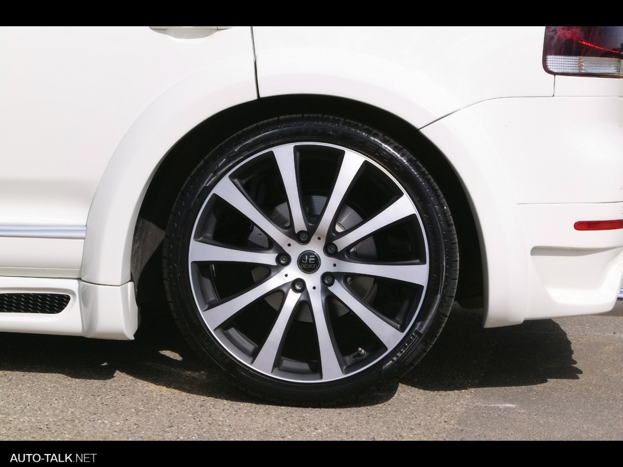 2008 JE Design Touareg