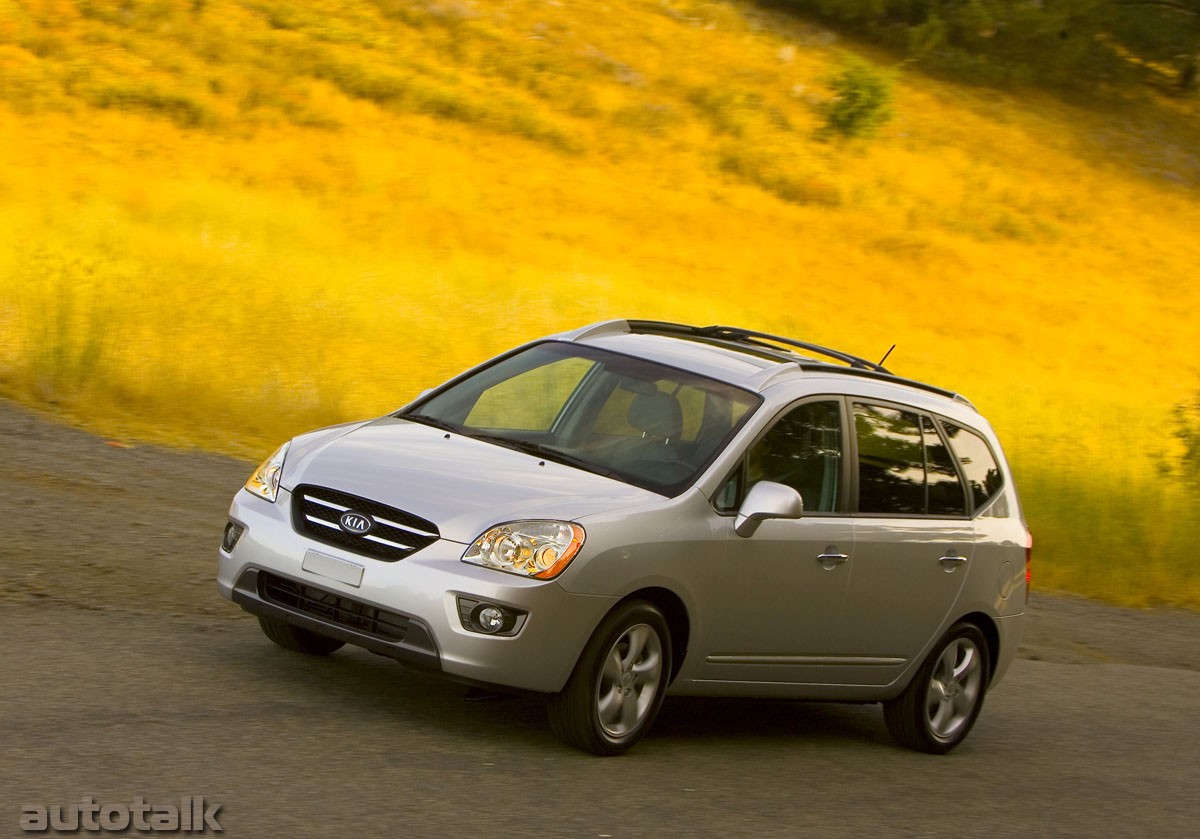 2008 Kia Rondo