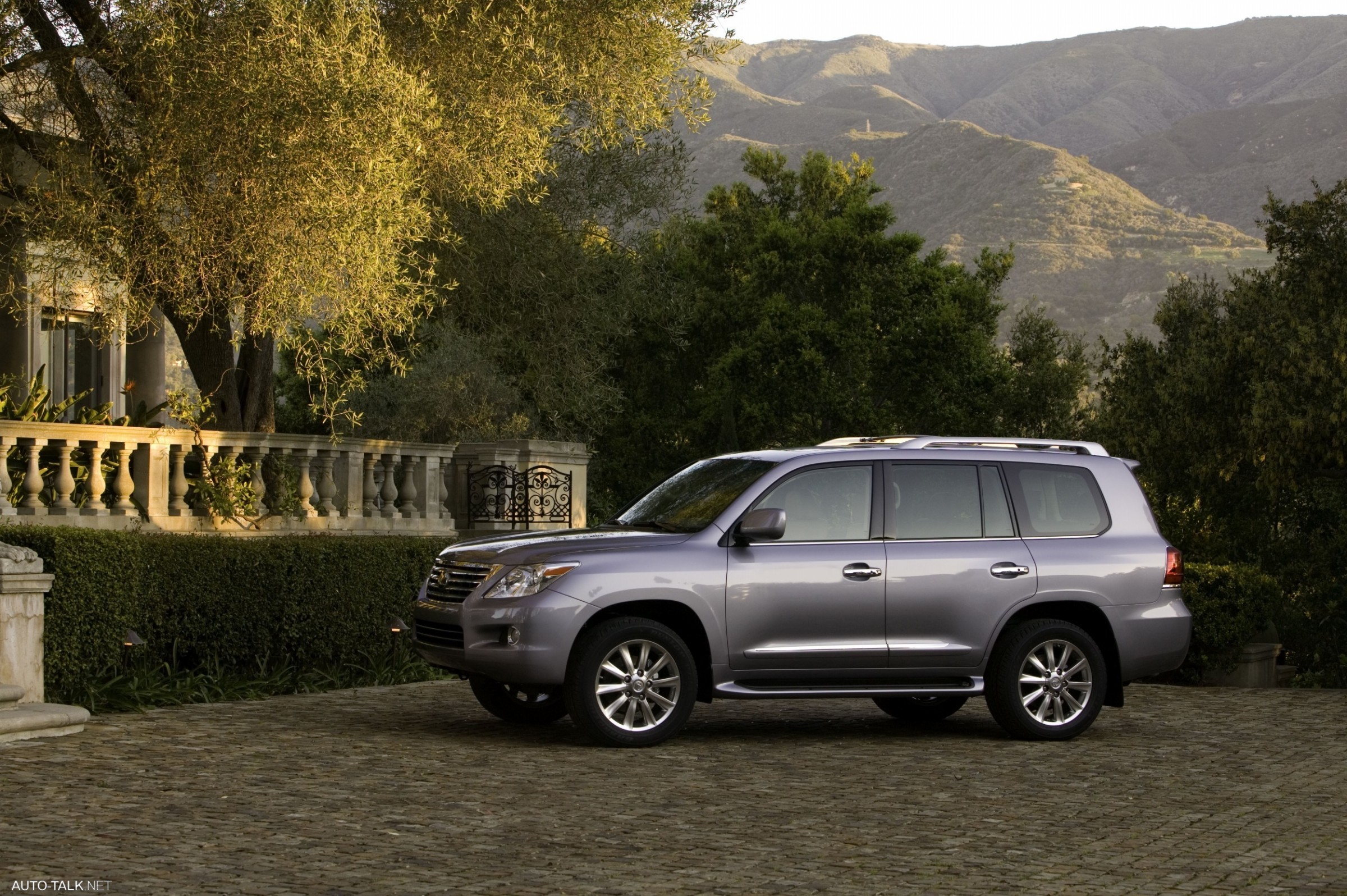 2008 Lexus LX570