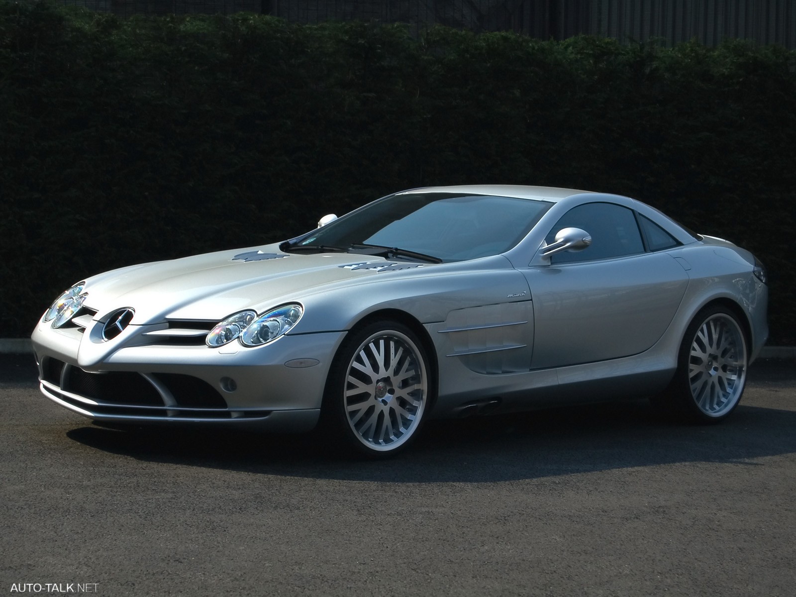 2008 Project Kahn Mercedes-Benz SLR