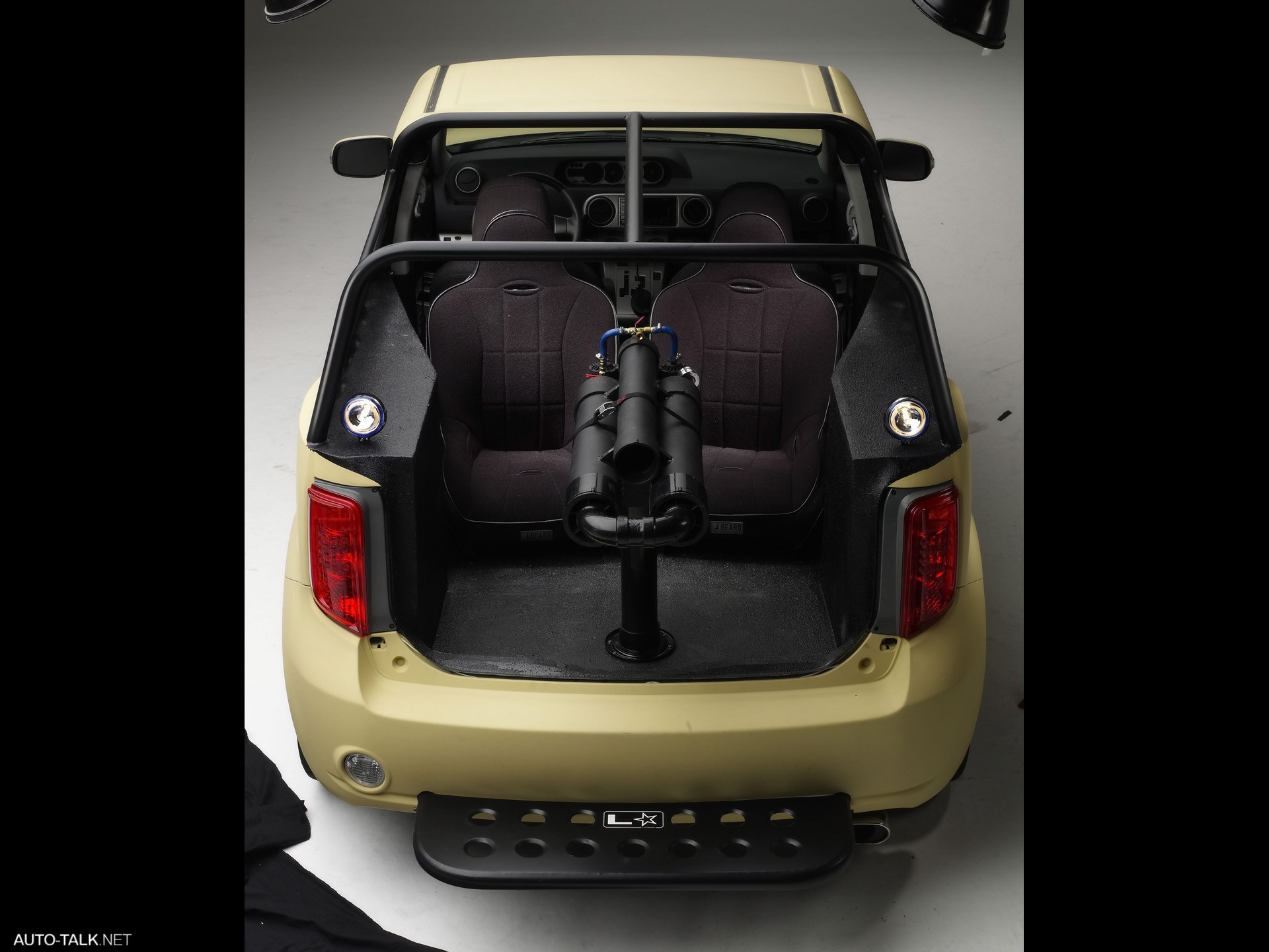 2008 Scion Sage Vaughn xB