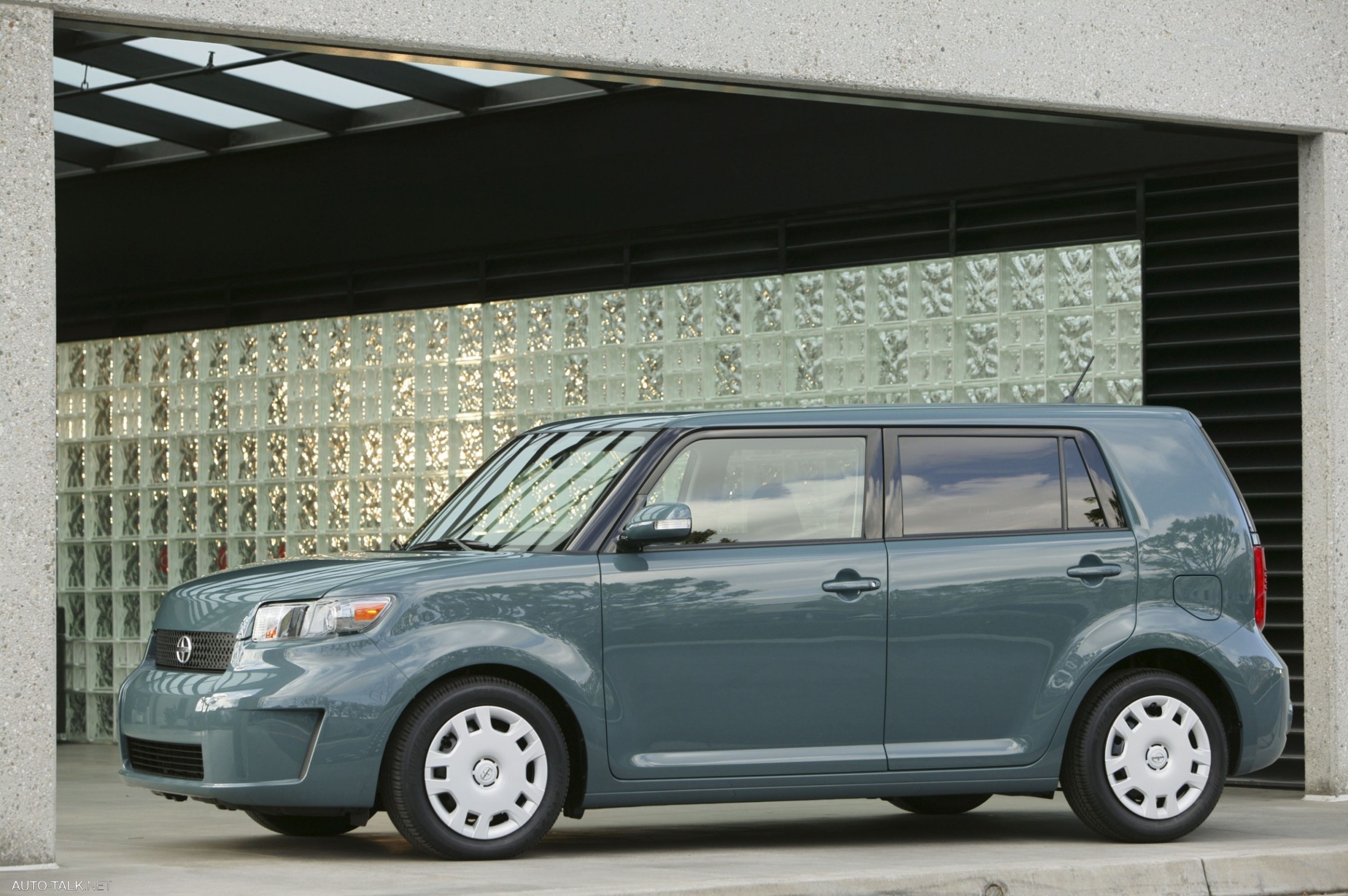 2008 Scion xB