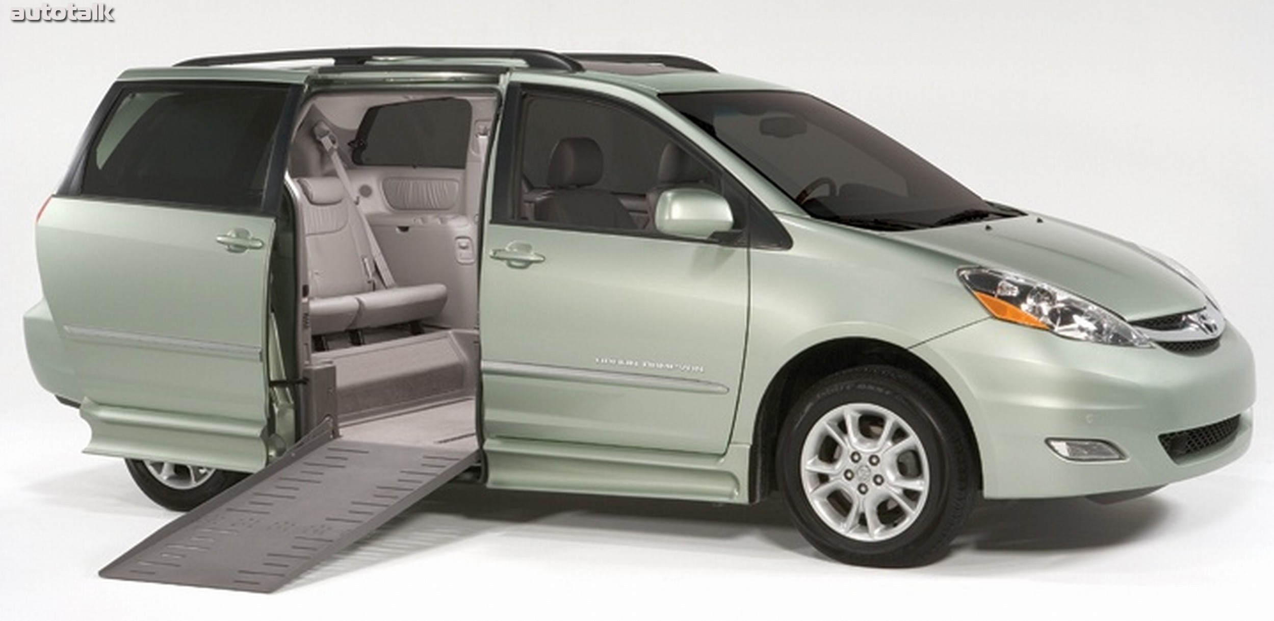 2008 Toyota Sienna