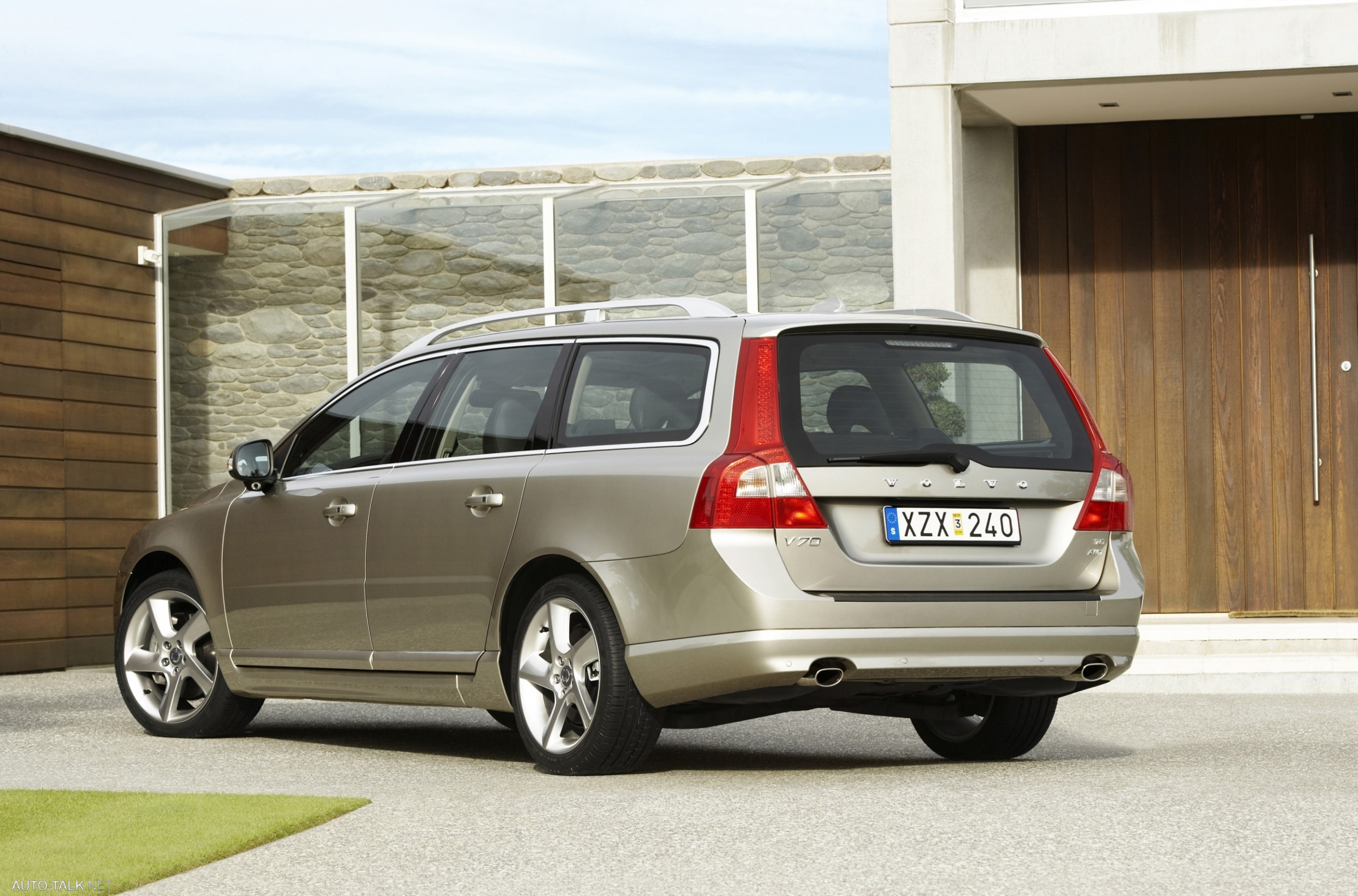2008 Volvo V70