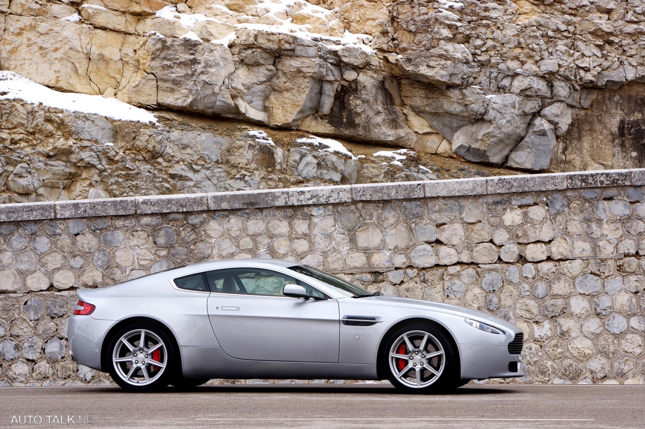 2009 Aston Martin V8 Vantage