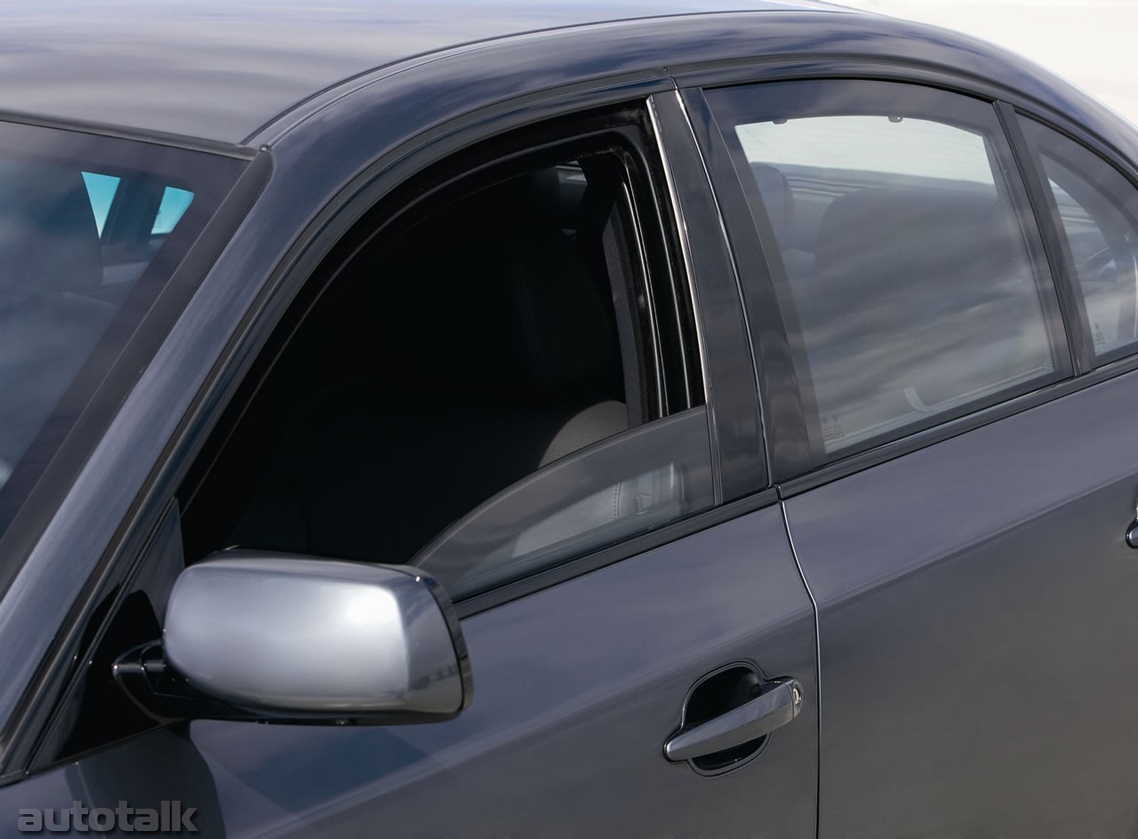 2009 BMW 5-series Security