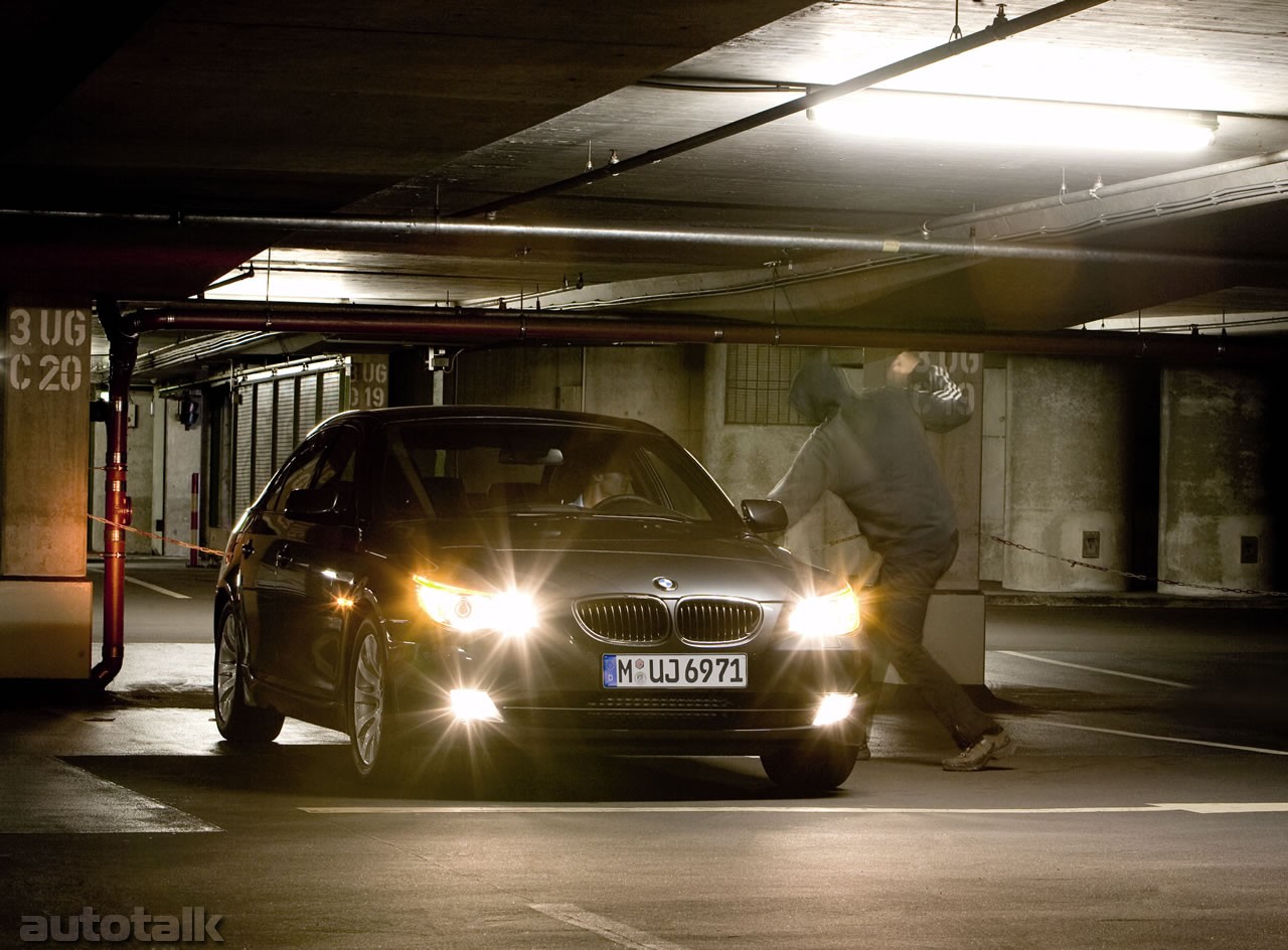 2009 BMW 5-series Security