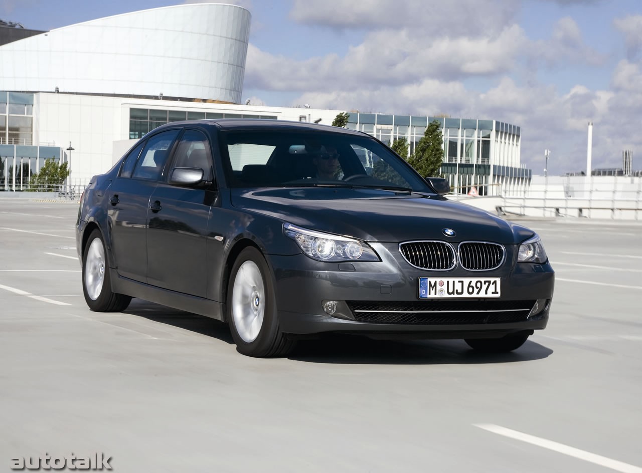 2009 BMW 5-series Security